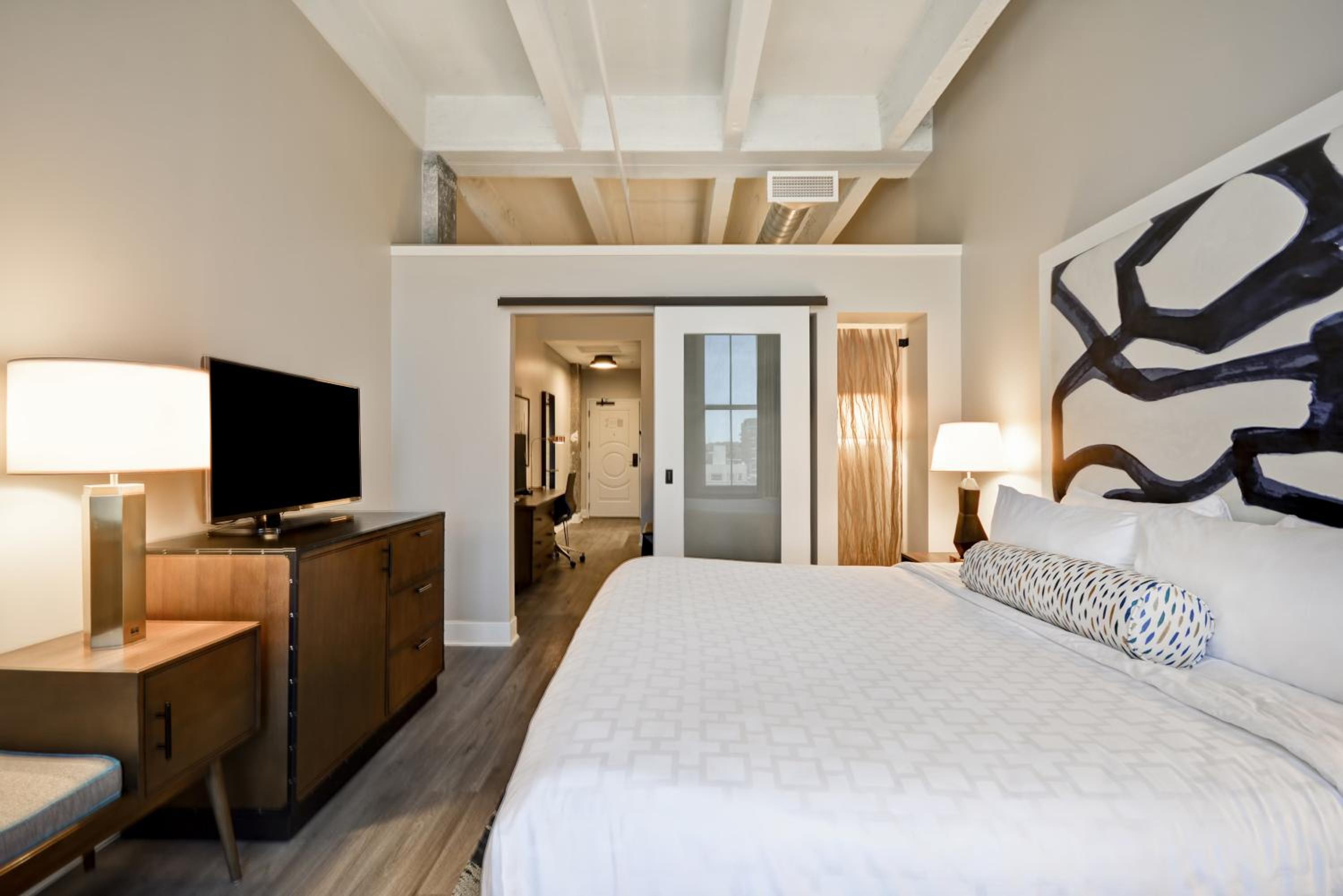 King Studio Suite