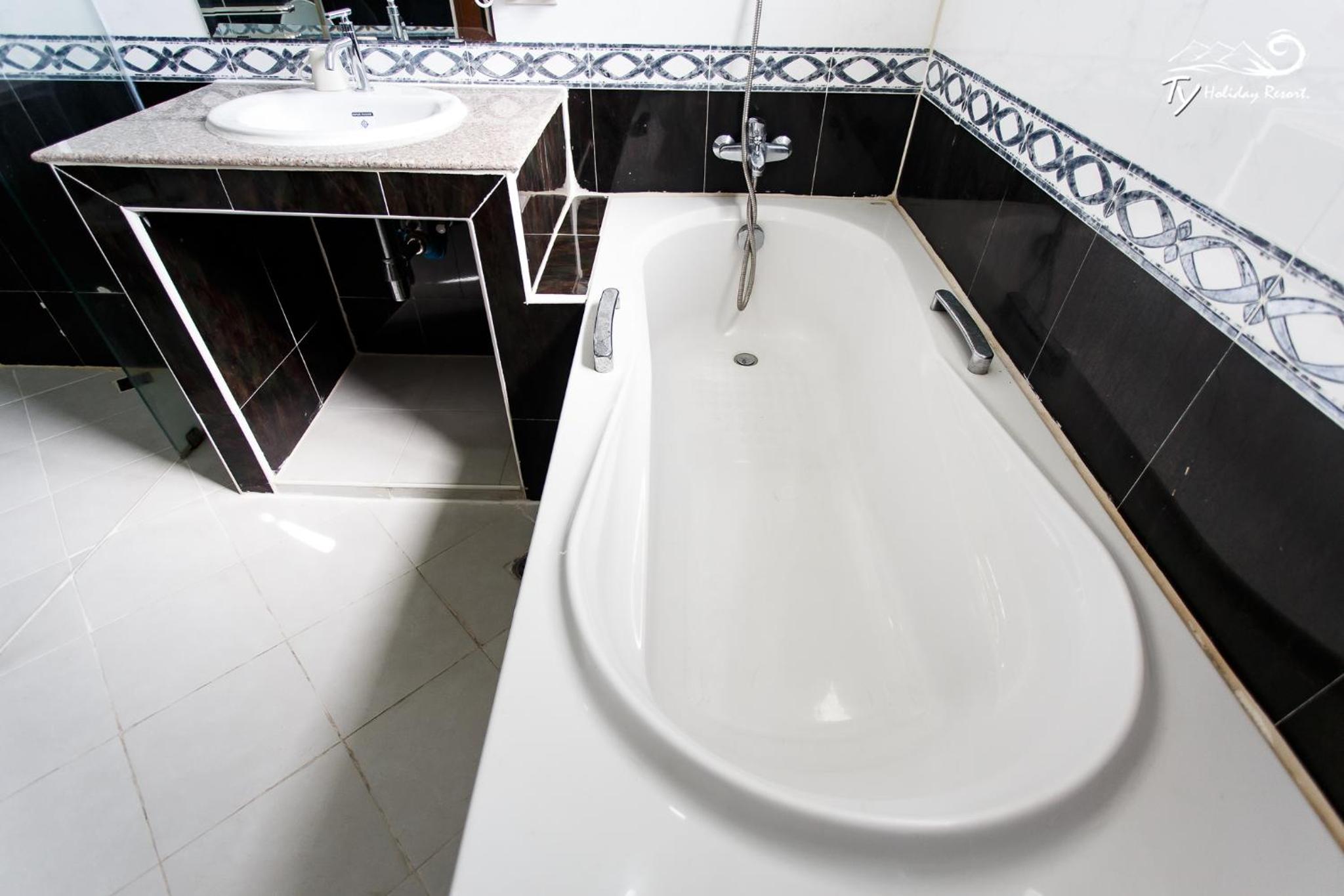 Seven-Bedroom Villa with Private Pool 233	