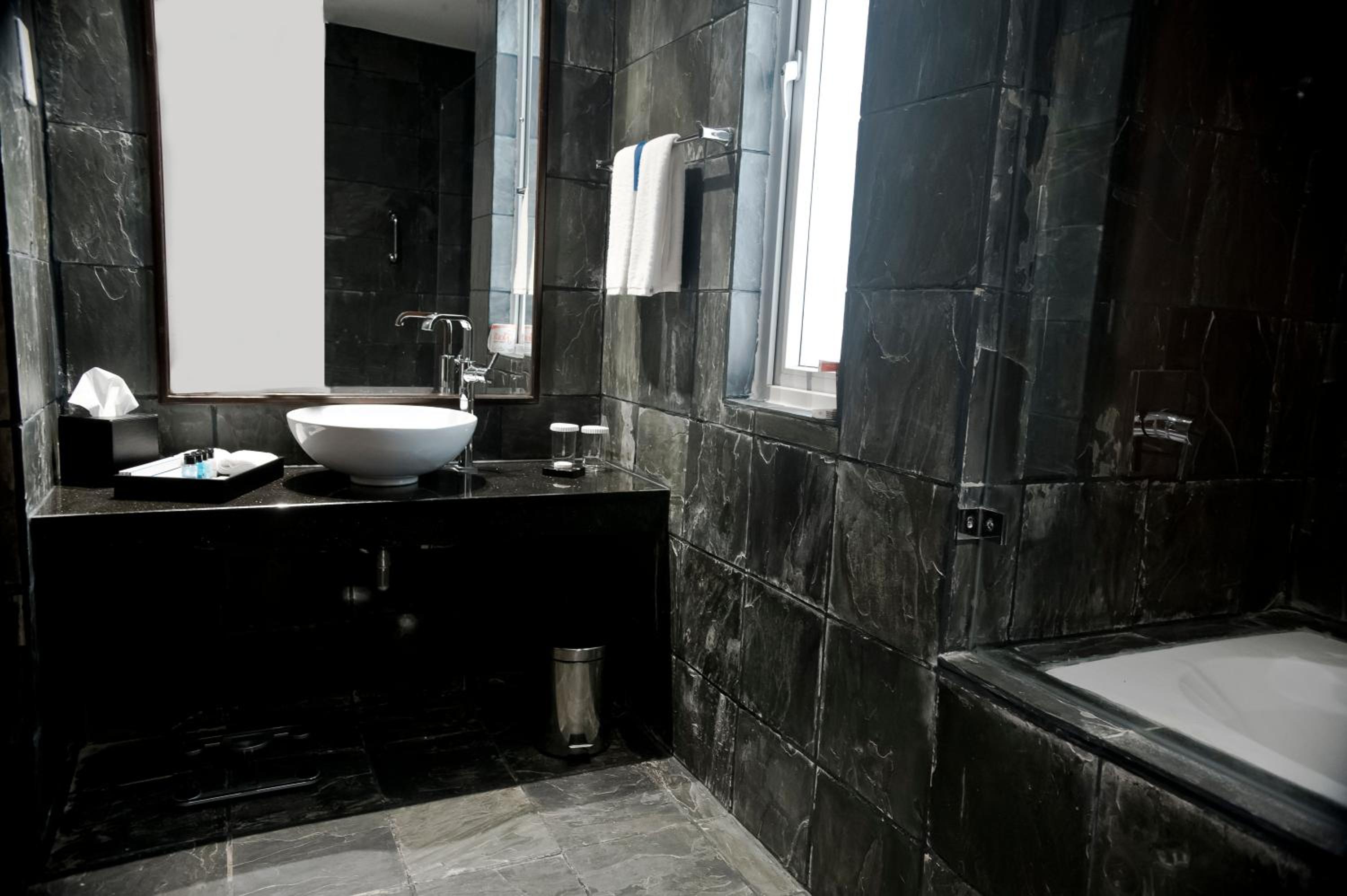 Deluxe Suite  with City View