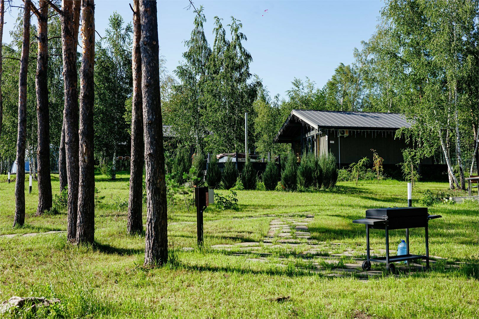 Коттедж (4+2) с мангалом