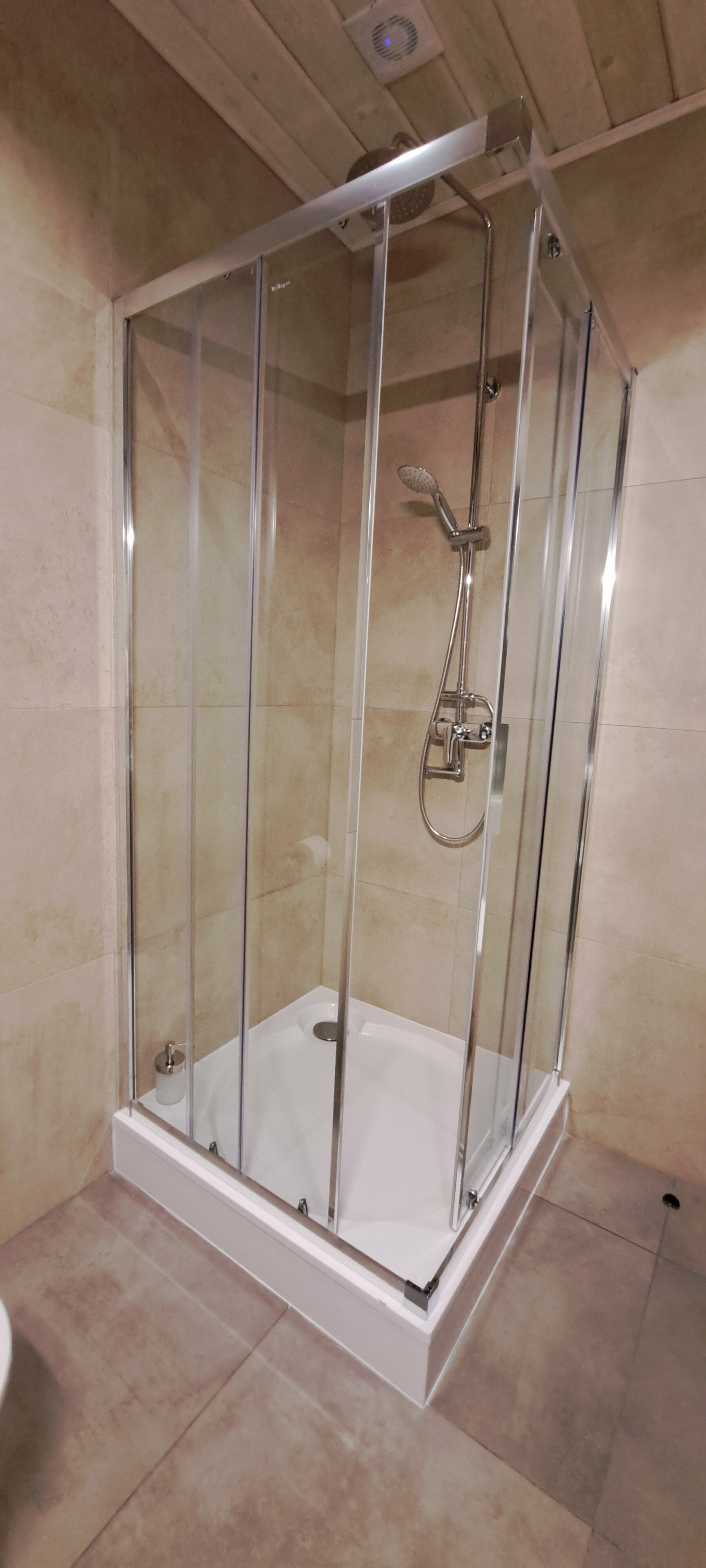 Двухместный номер с 1 кроватью и видом на озеро