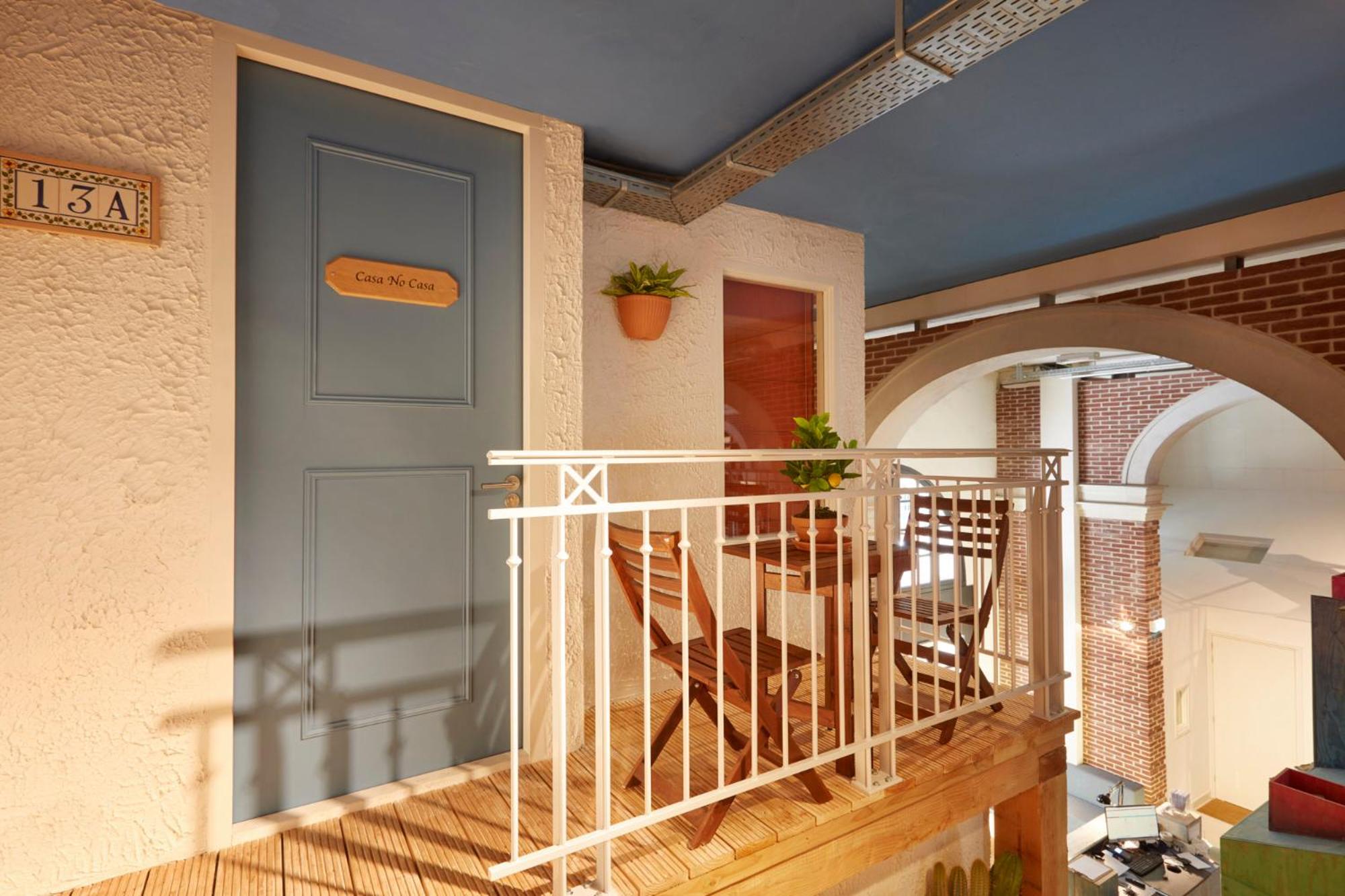 Casa No Casa 13A (shared bathroom)