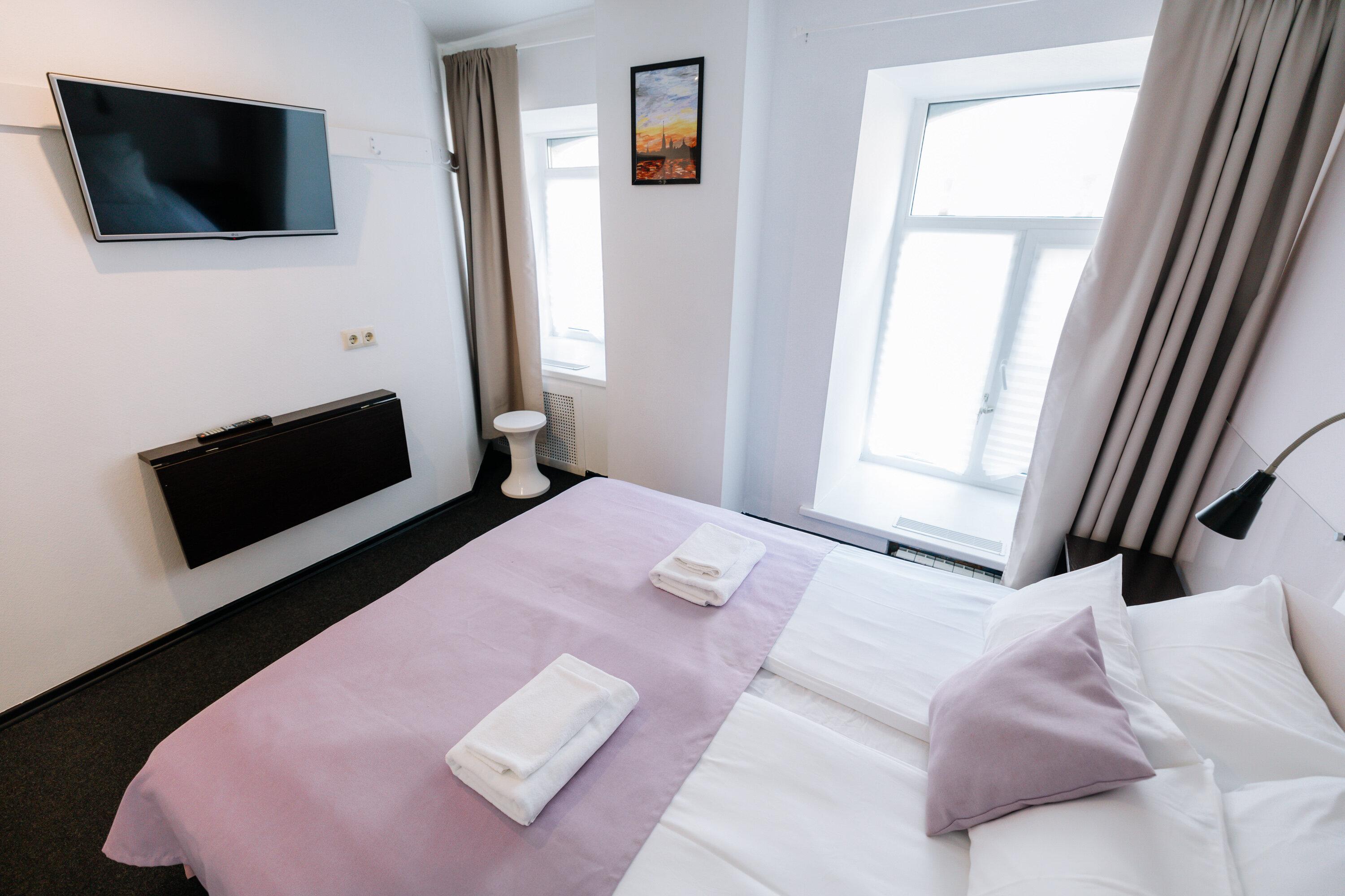 Стандартная двухместная комната с 1 большой или 2 раздельными кроватями