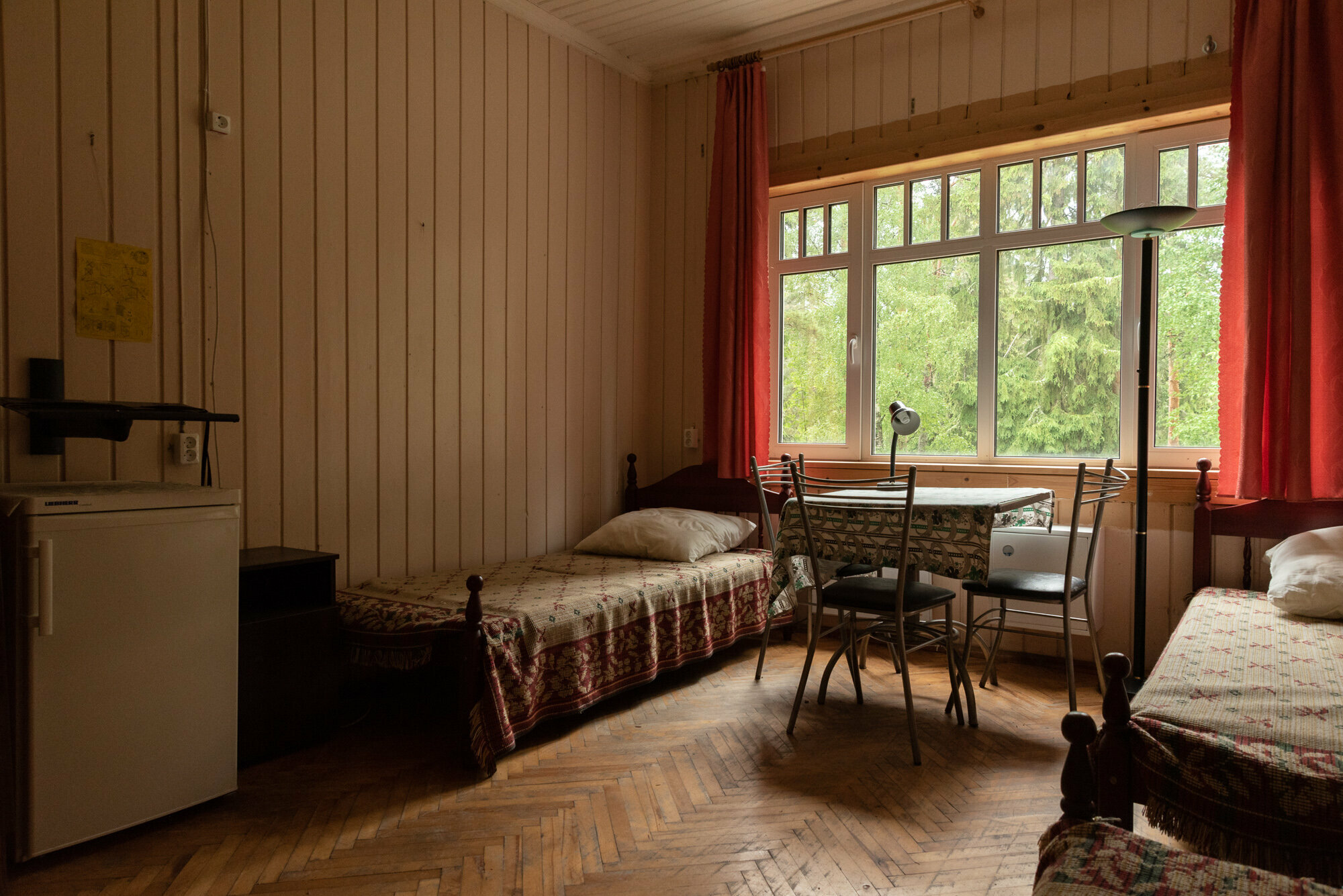 Эконом трехместный