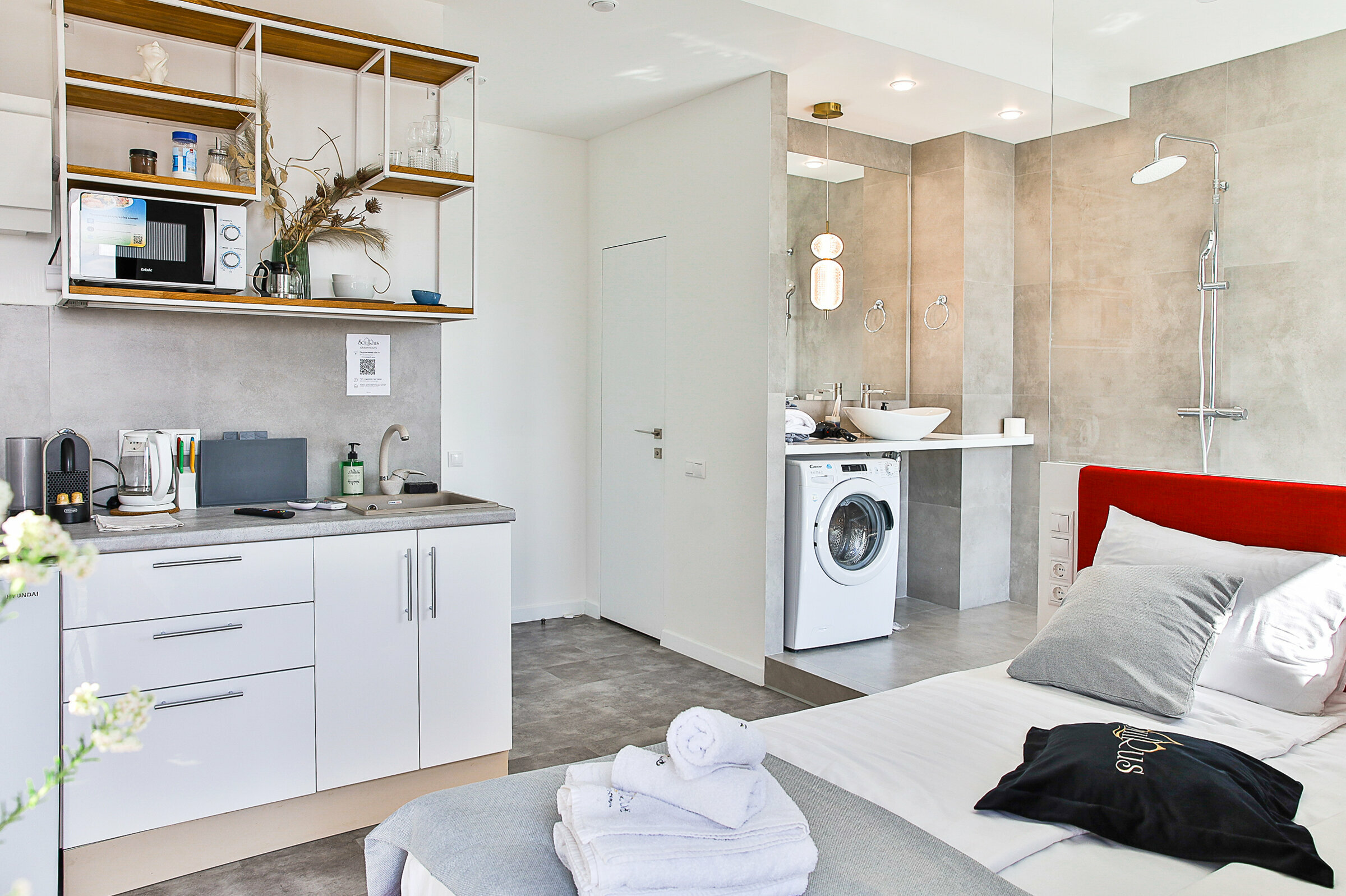 Люкс с кроватью размера "queen-size" и гидромассажной ванной