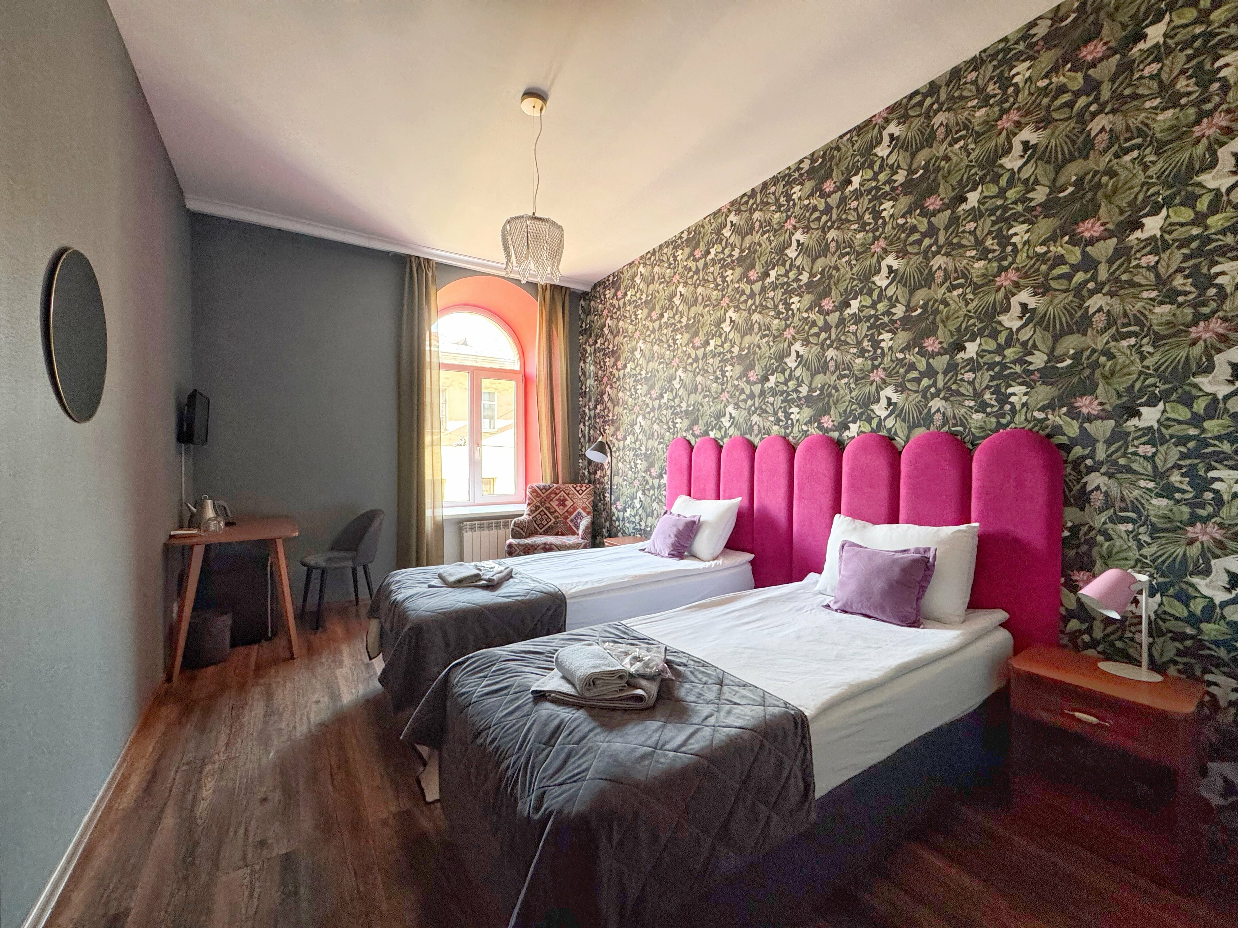 Улучшенный двухместный номер с 1 кроватью или 2 отдельными кроватями, вид на город