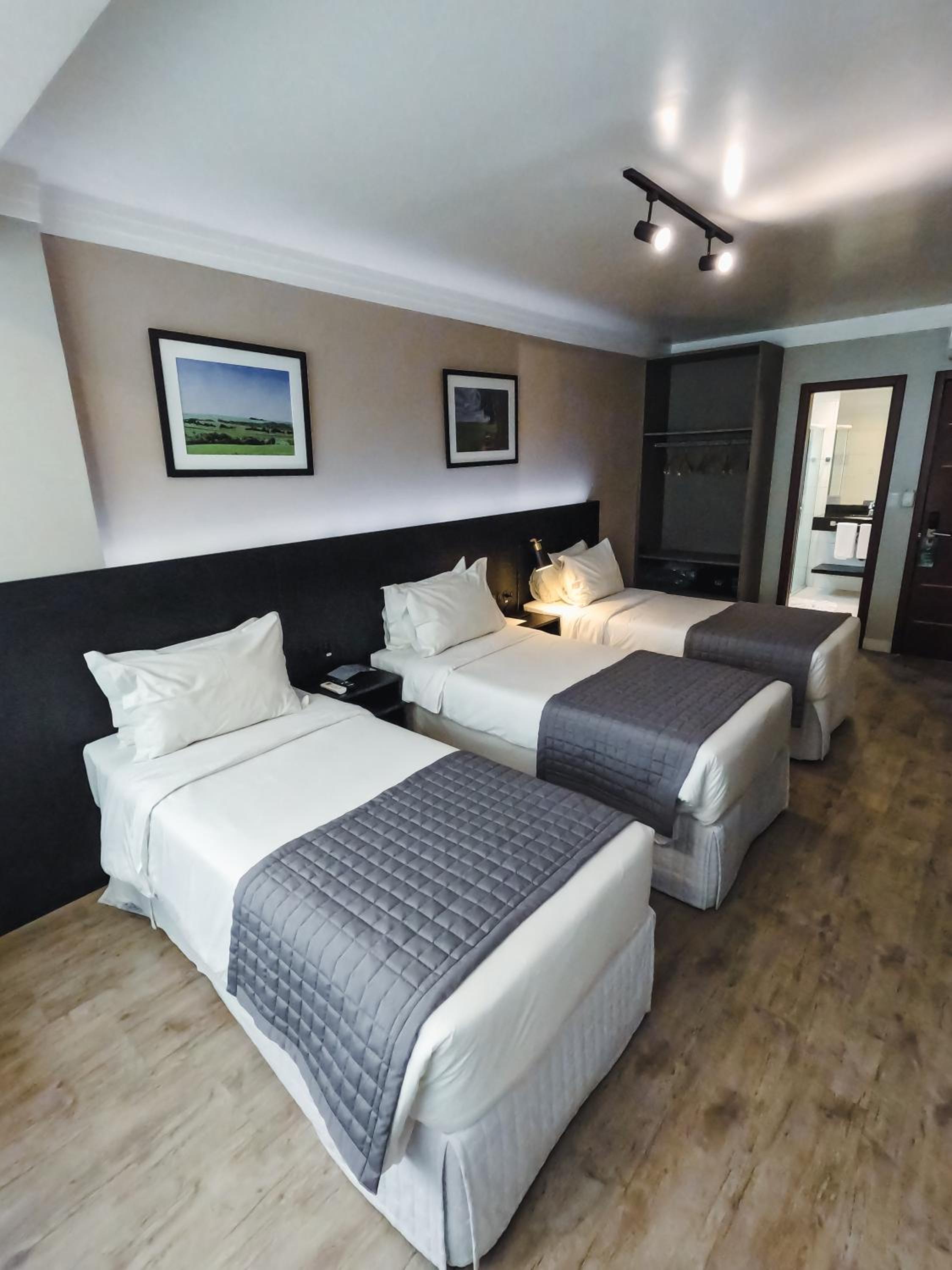 Triple Room