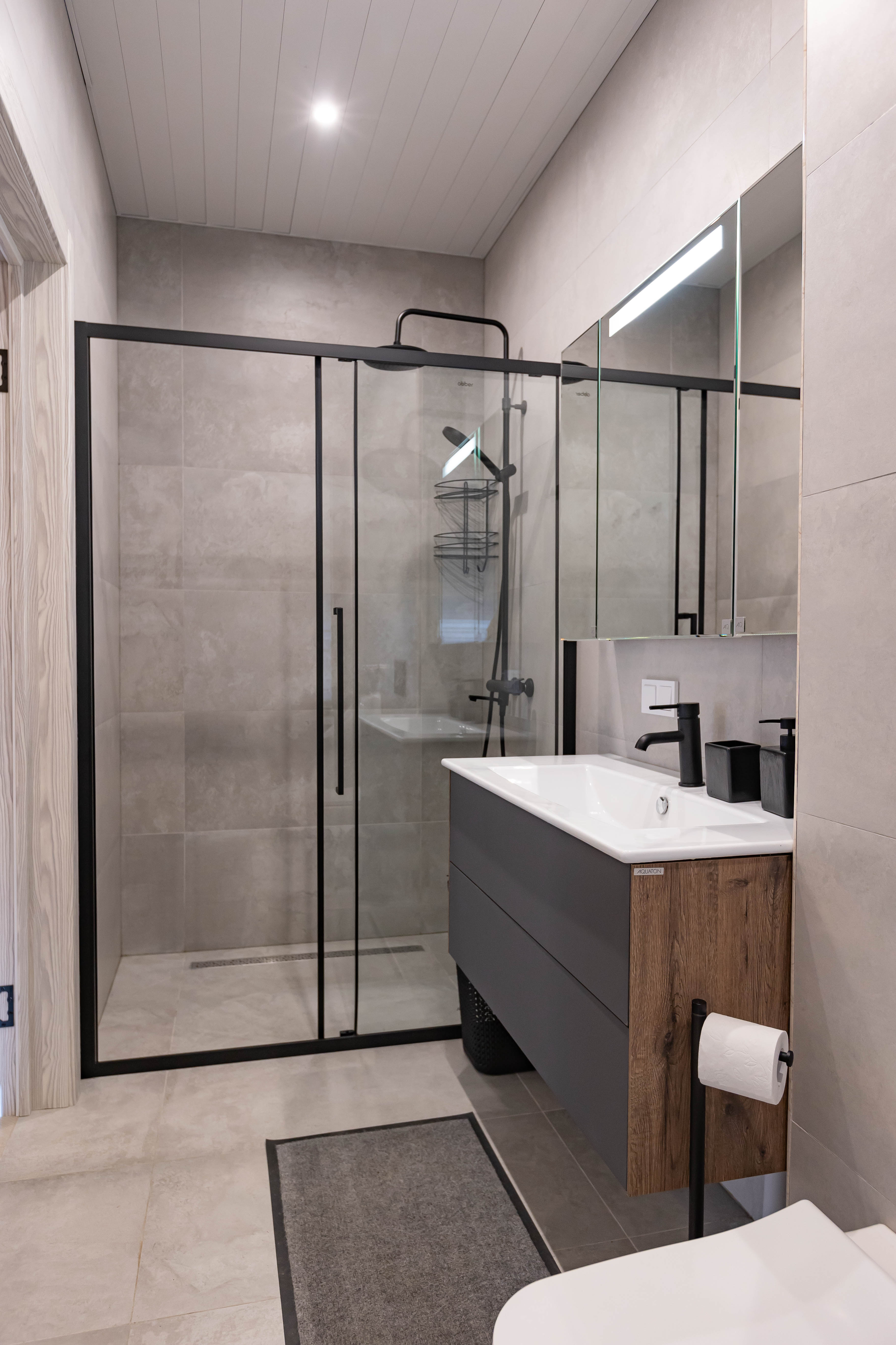 Коттедж с видом на лес