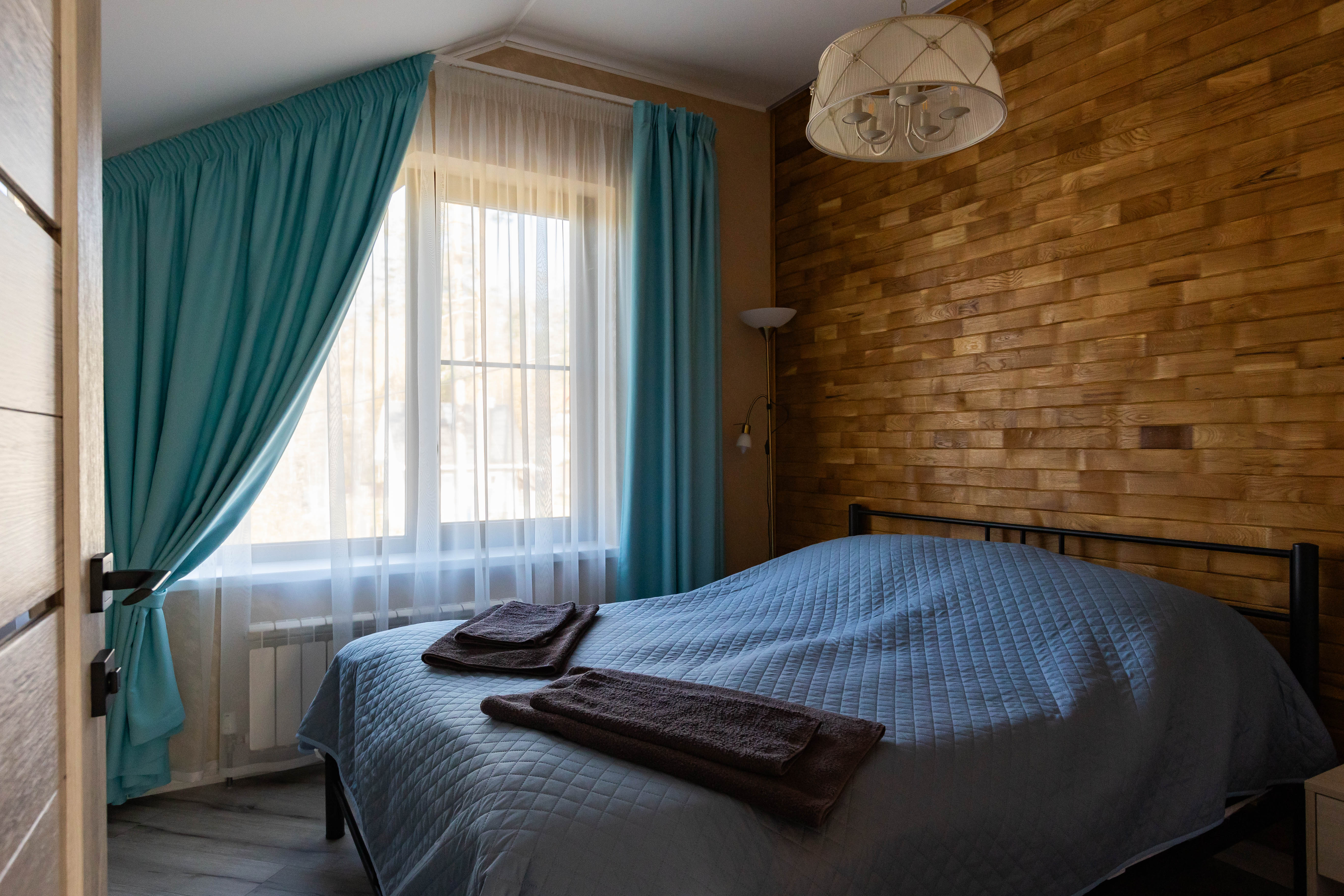 Коттедж с видом на лес