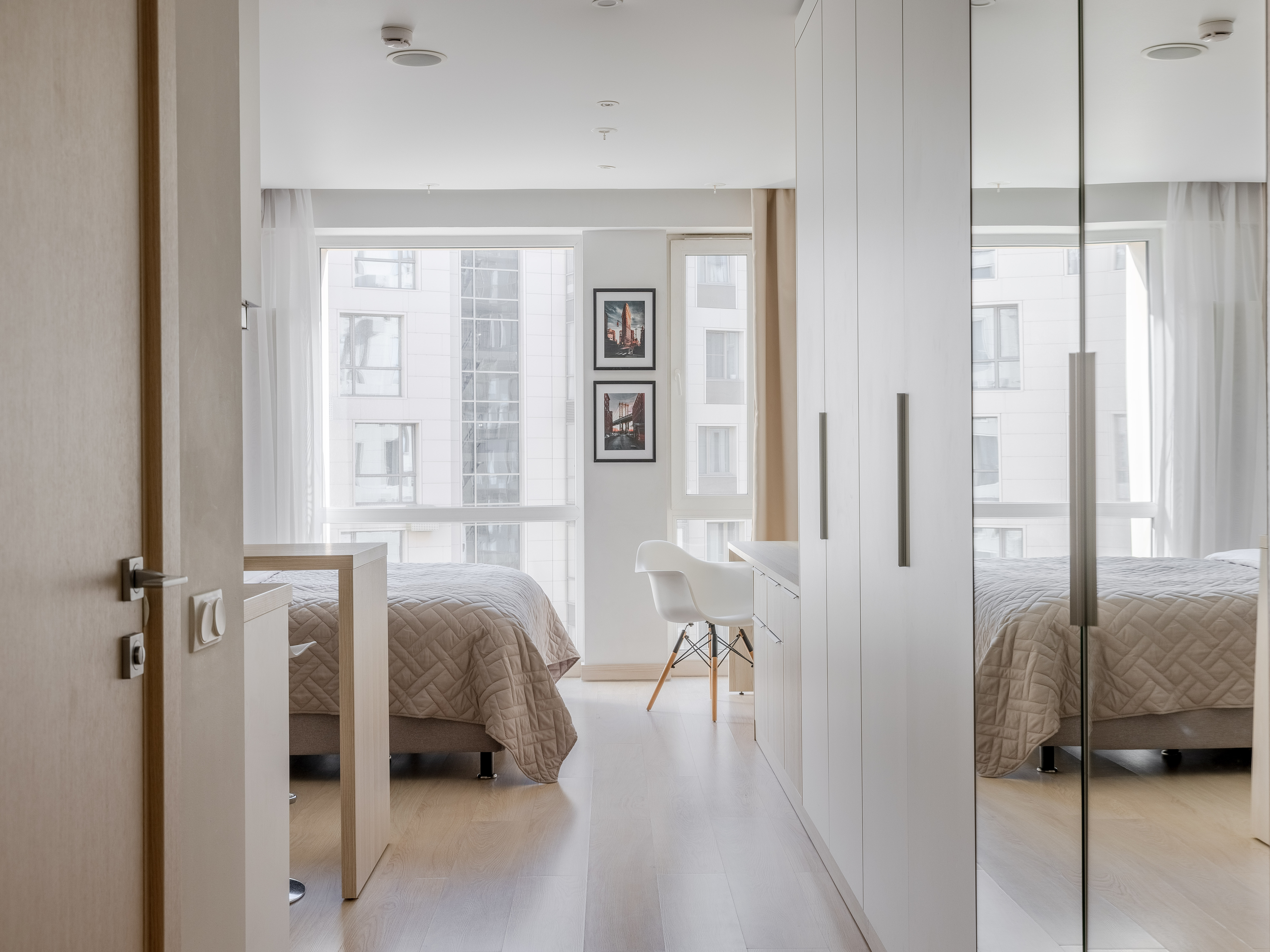 Студия с видом в тихий дворик