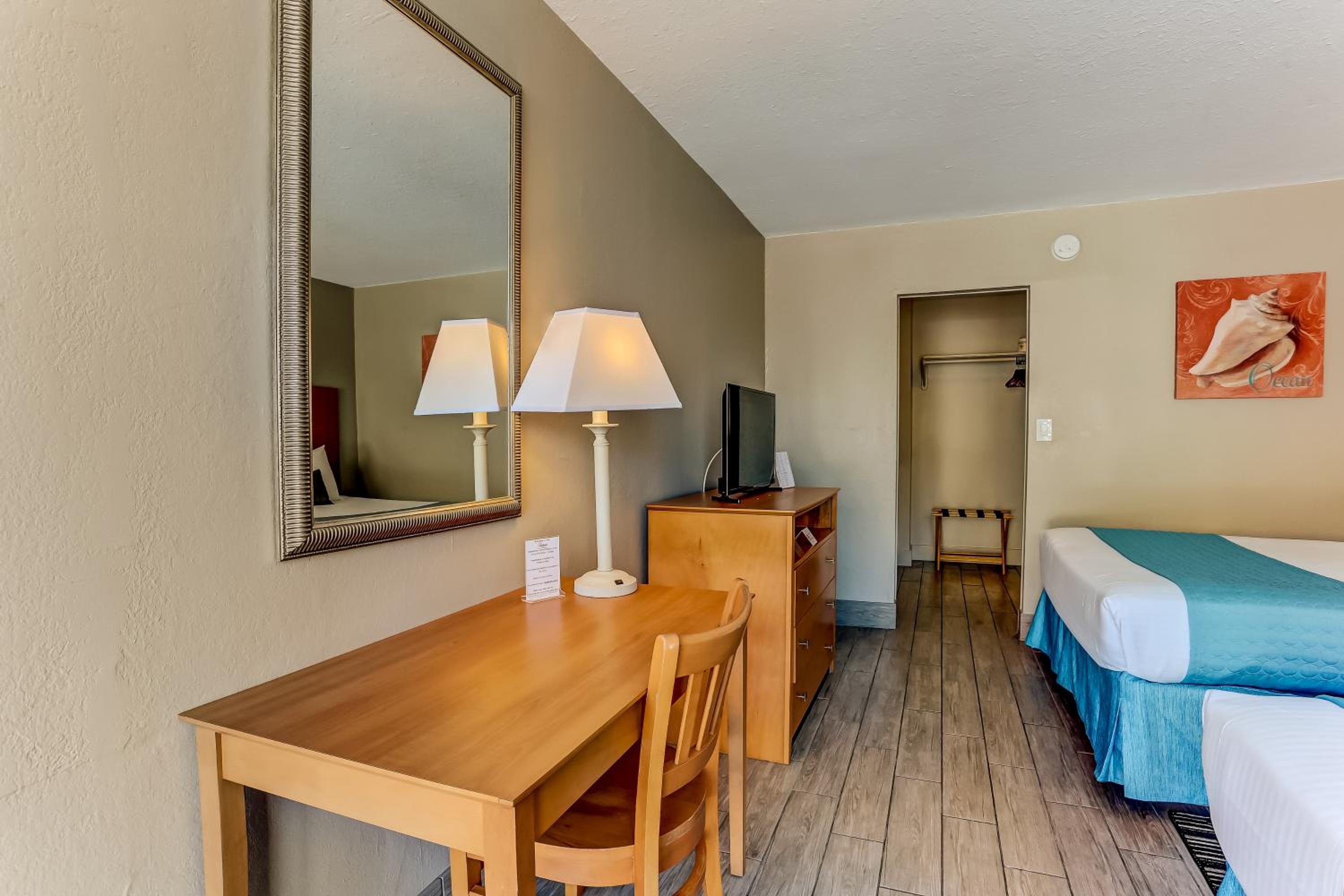 Deluxe Queen Room with Two Queen Beds "Near Ocean" 