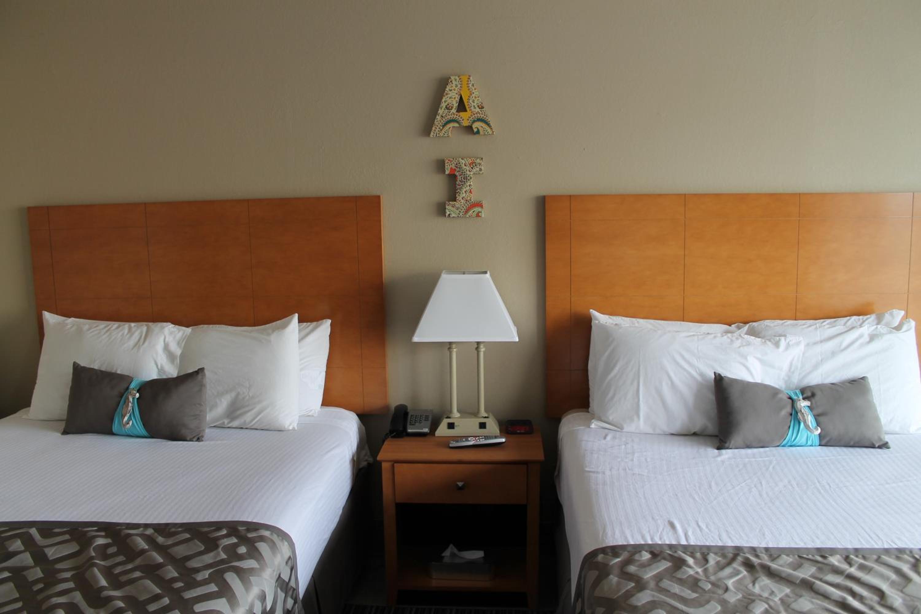 Deluxe Queen Room with Two Queen Beds "Near Ocean" 