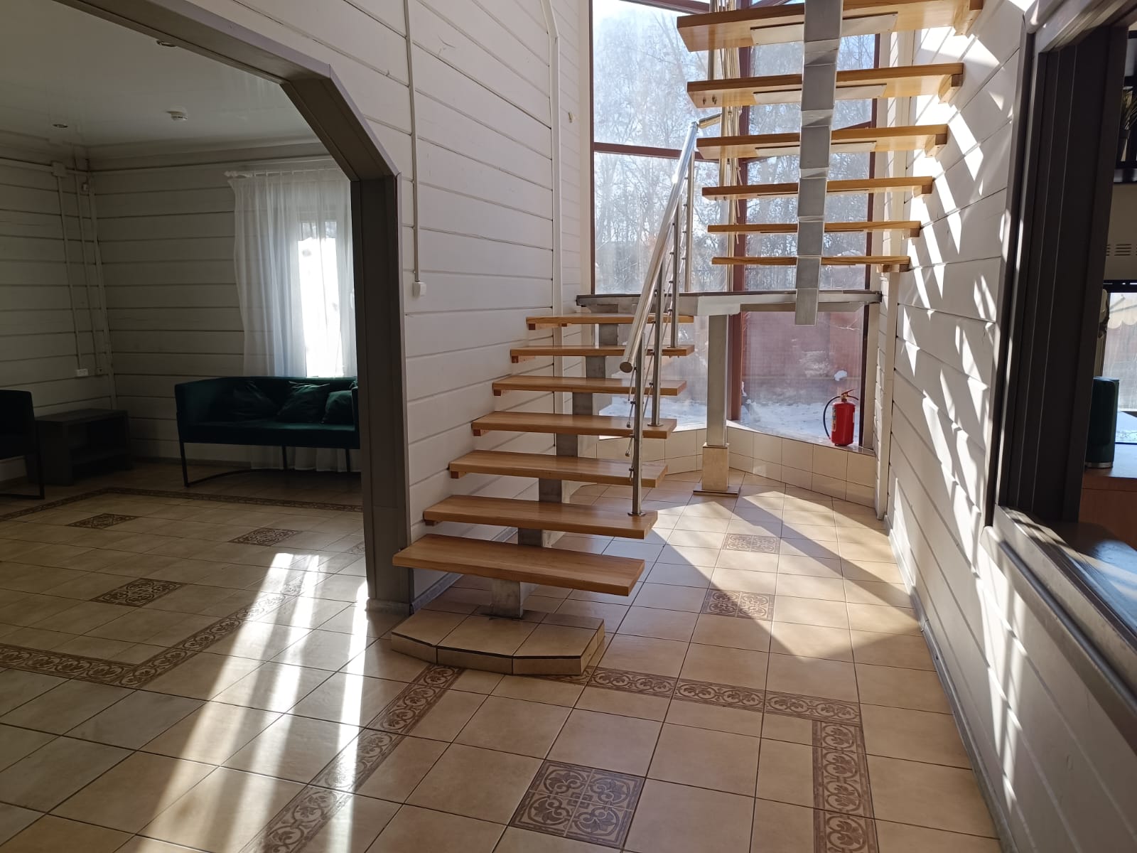 Коттедж с сауной и бассейном