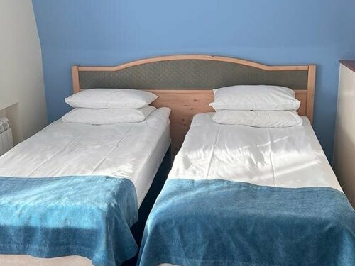 Улучшенный трехместный номер