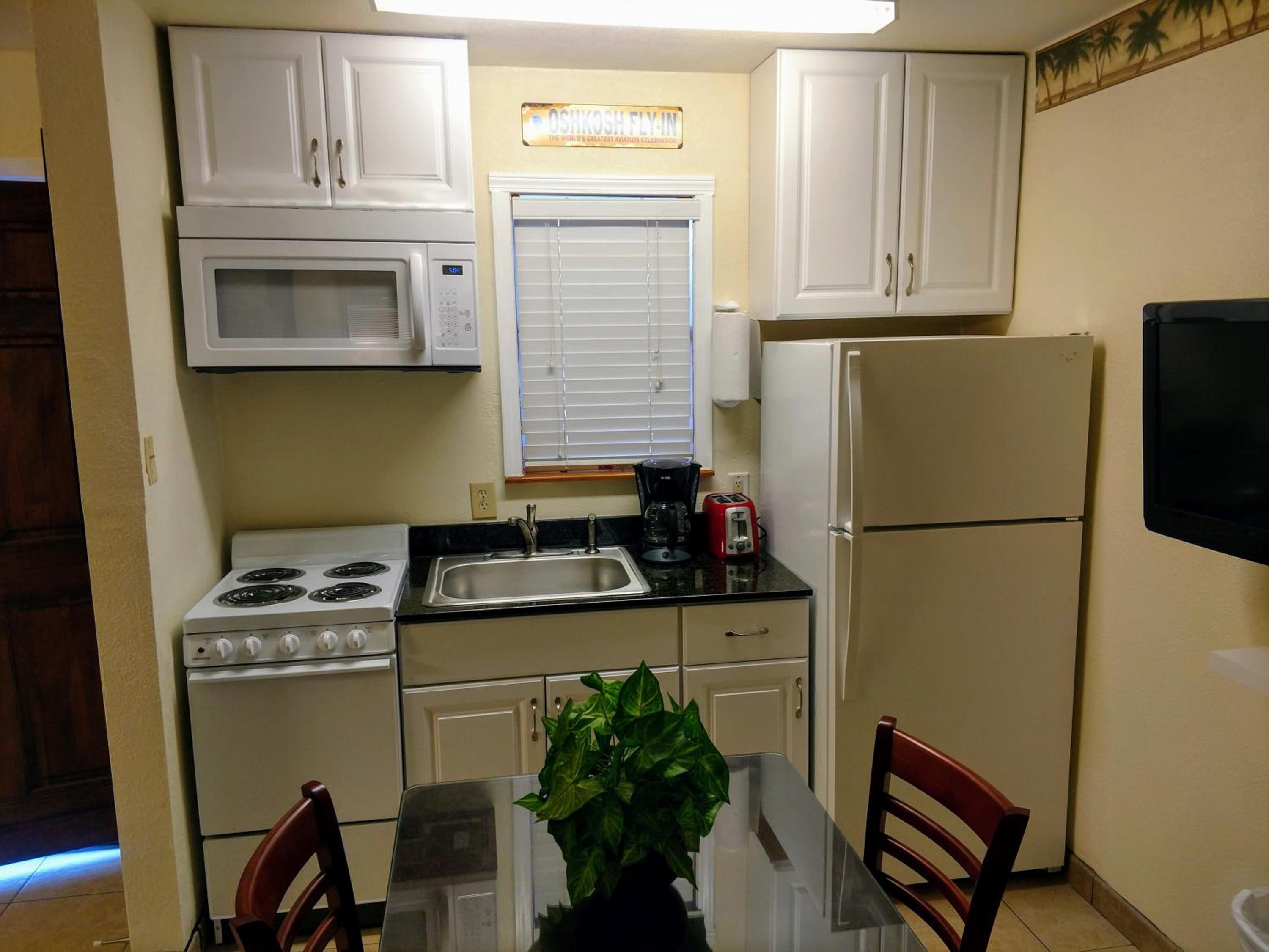 Queen Room with Two Queen Beds with Kitchen