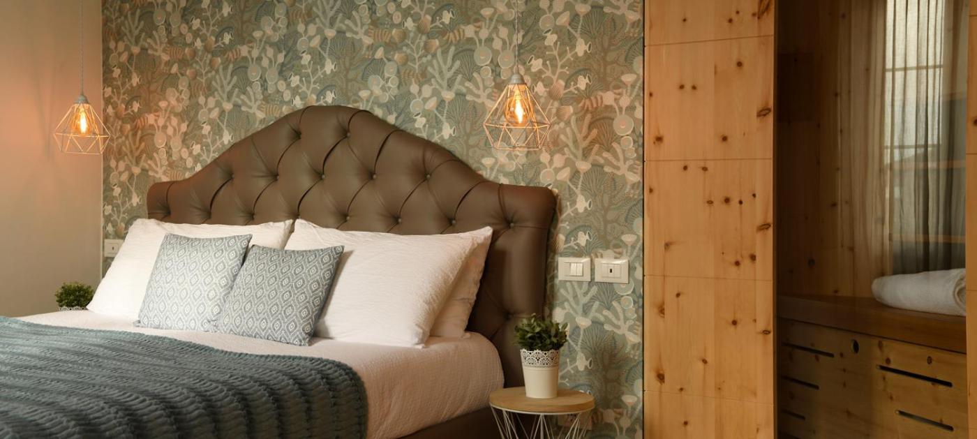 Suite with Sauna and Balcony