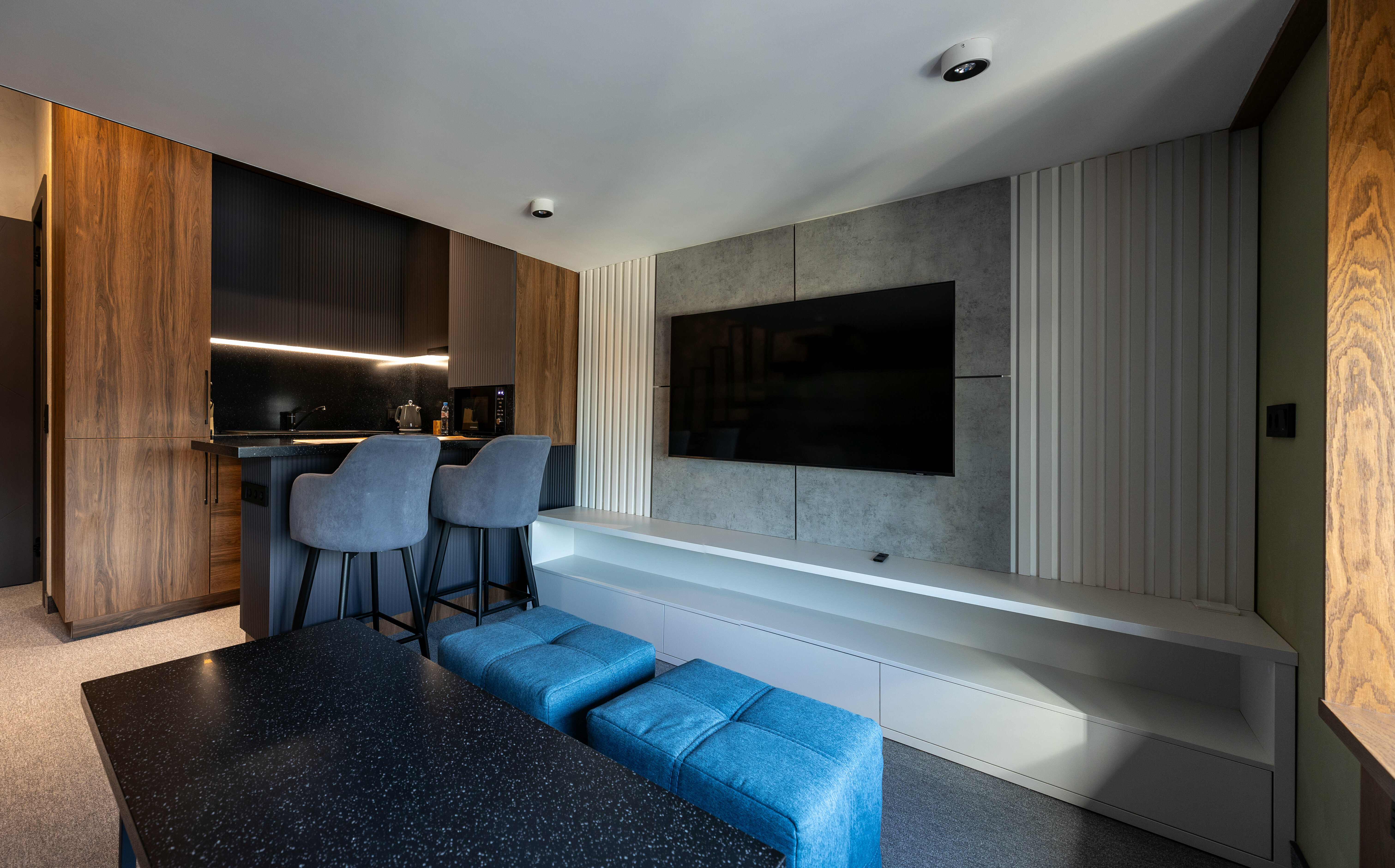 Двухуровневый апартамент для 2-4 гостей с великолепным видом на Москву