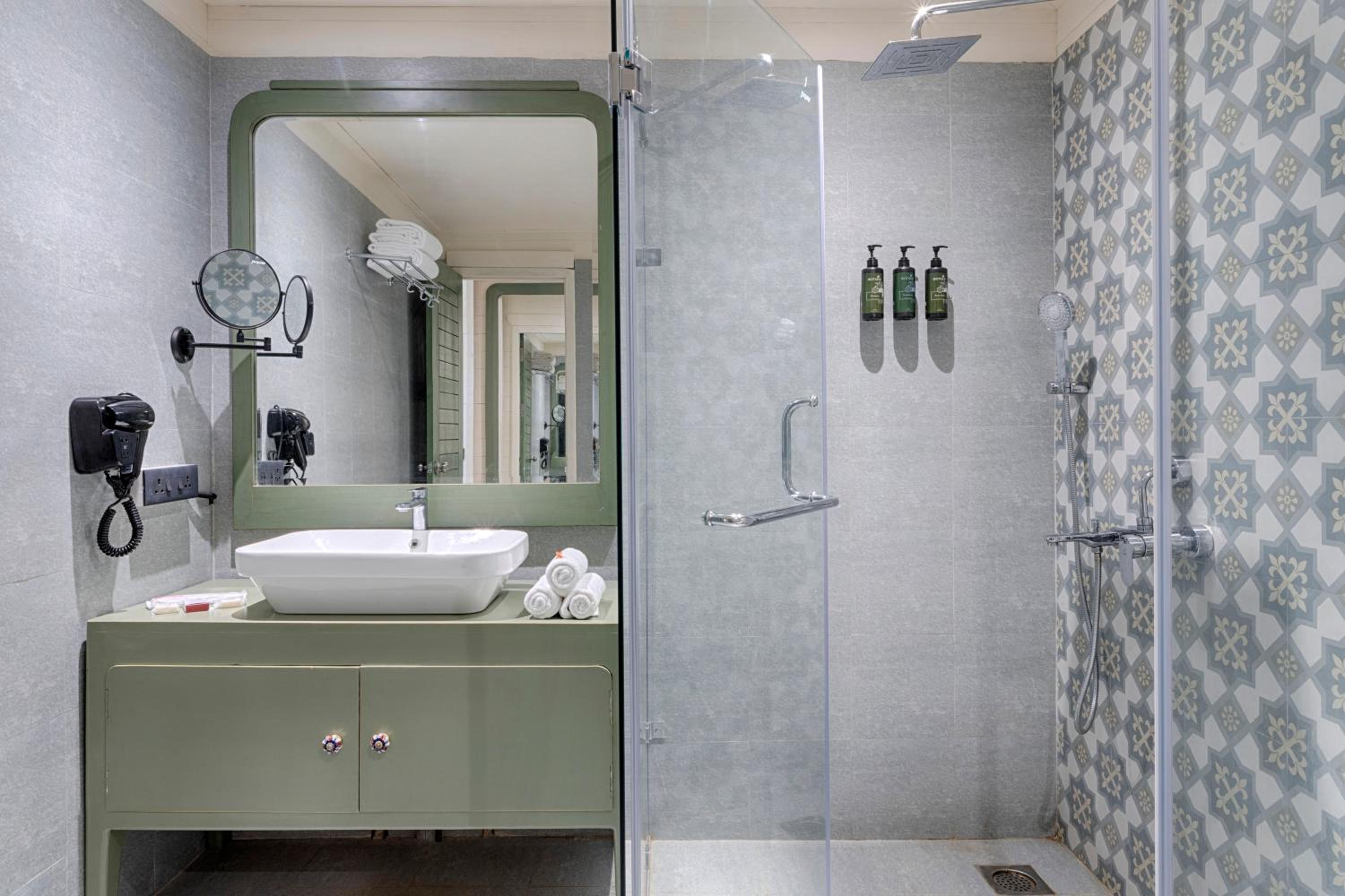 Premium River View Cottage with Balcony (with complimentary Kayaking and 20% off on Massage session)