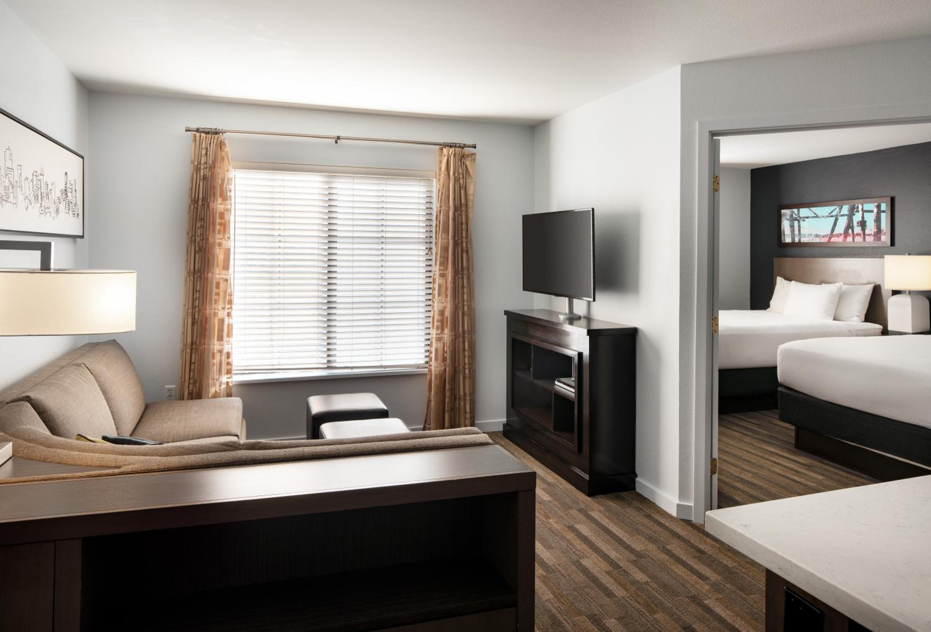 One-Bedroom Suite with Two Double Beds