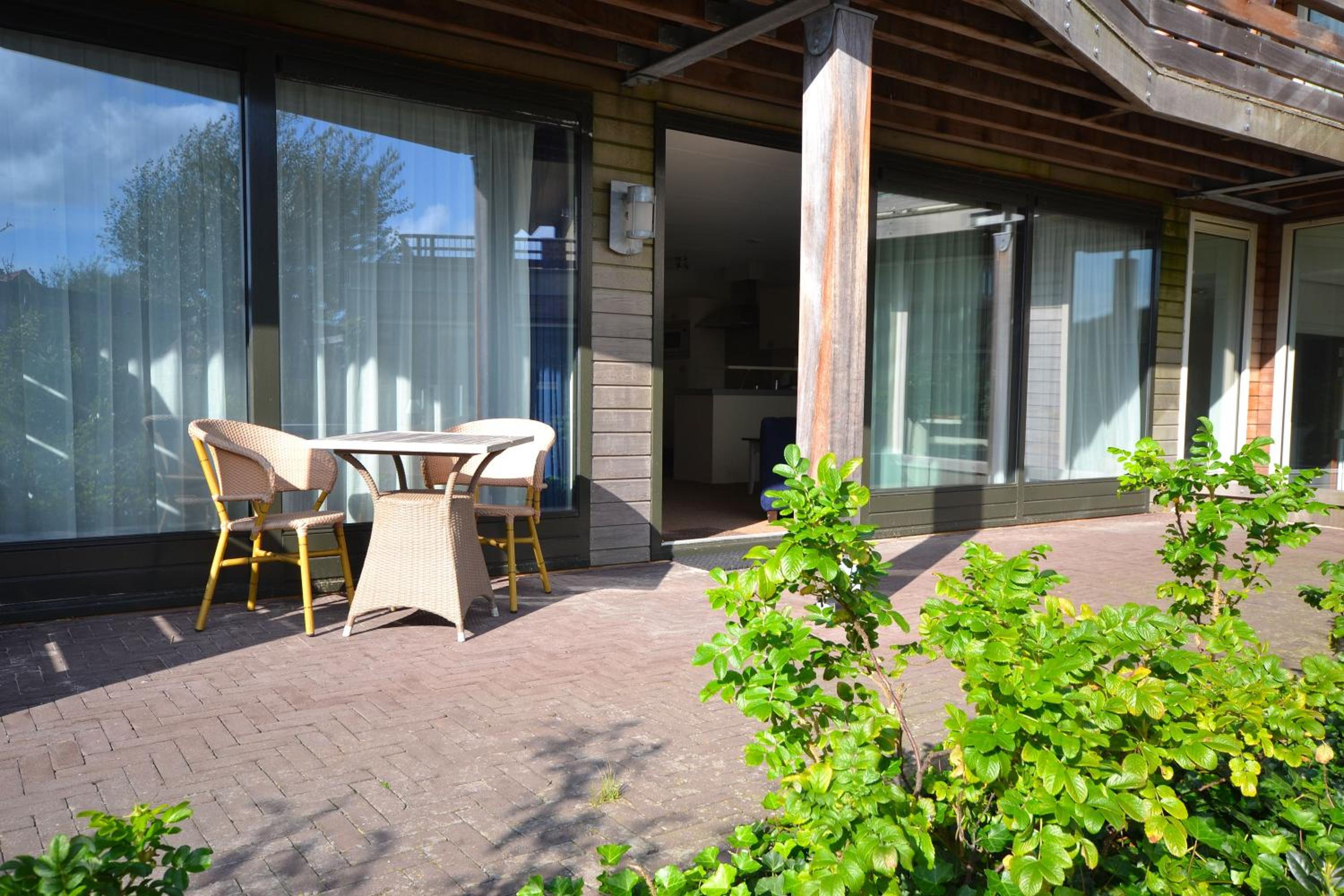 Medium Two-Bedroom Apartment (4 adults)