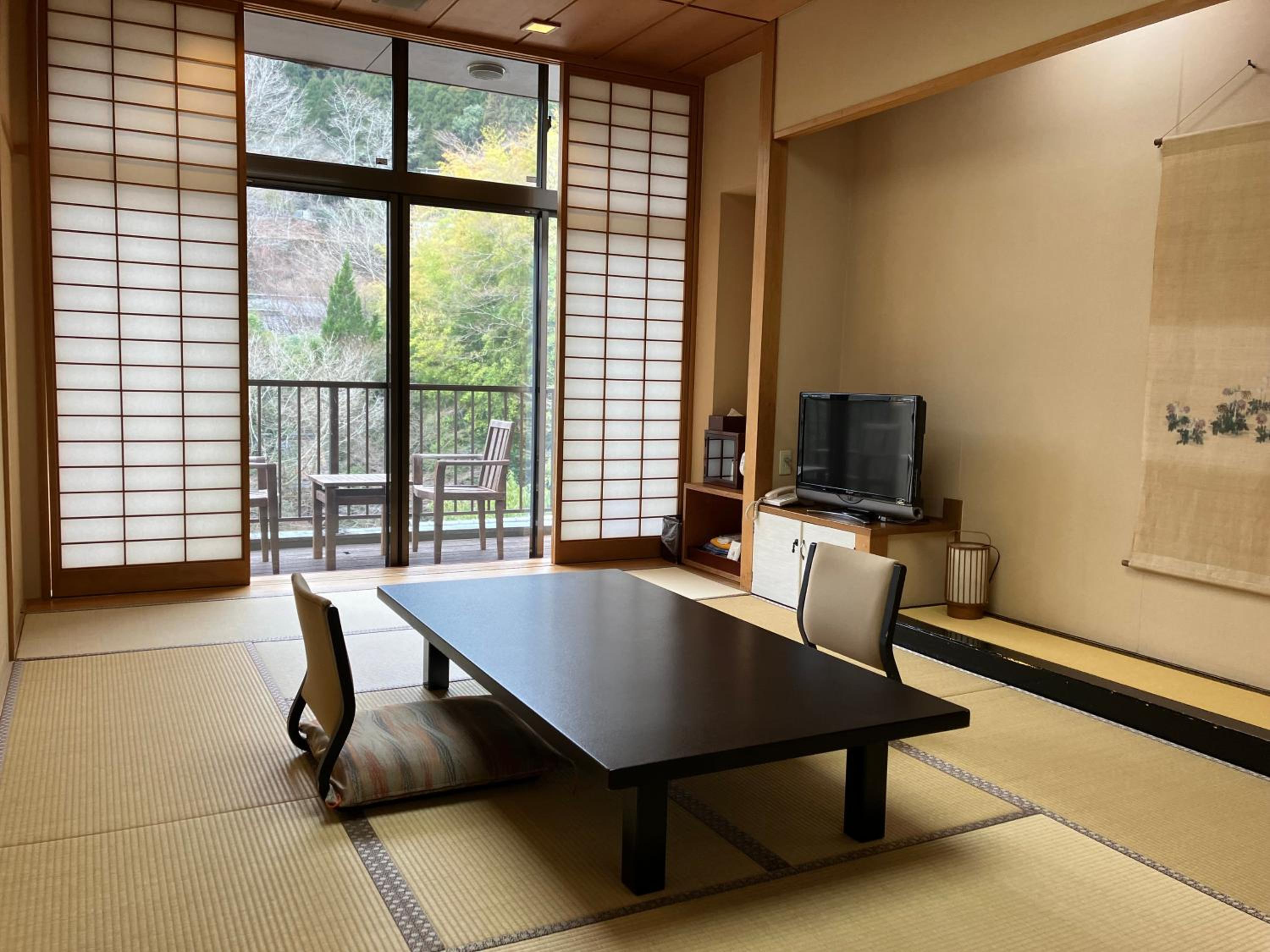 Japanese-Style Quadruple Room