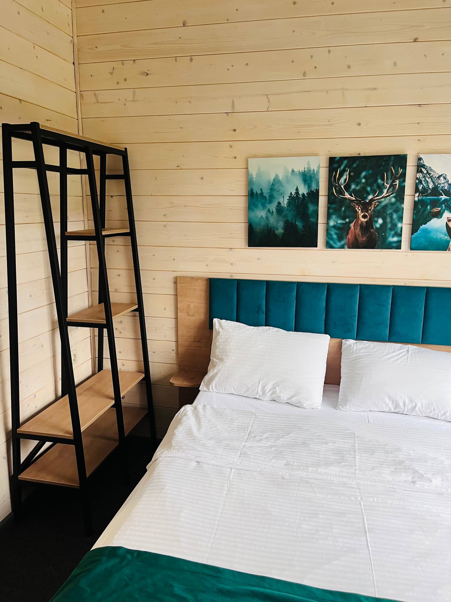 Коттедж с видом на лес