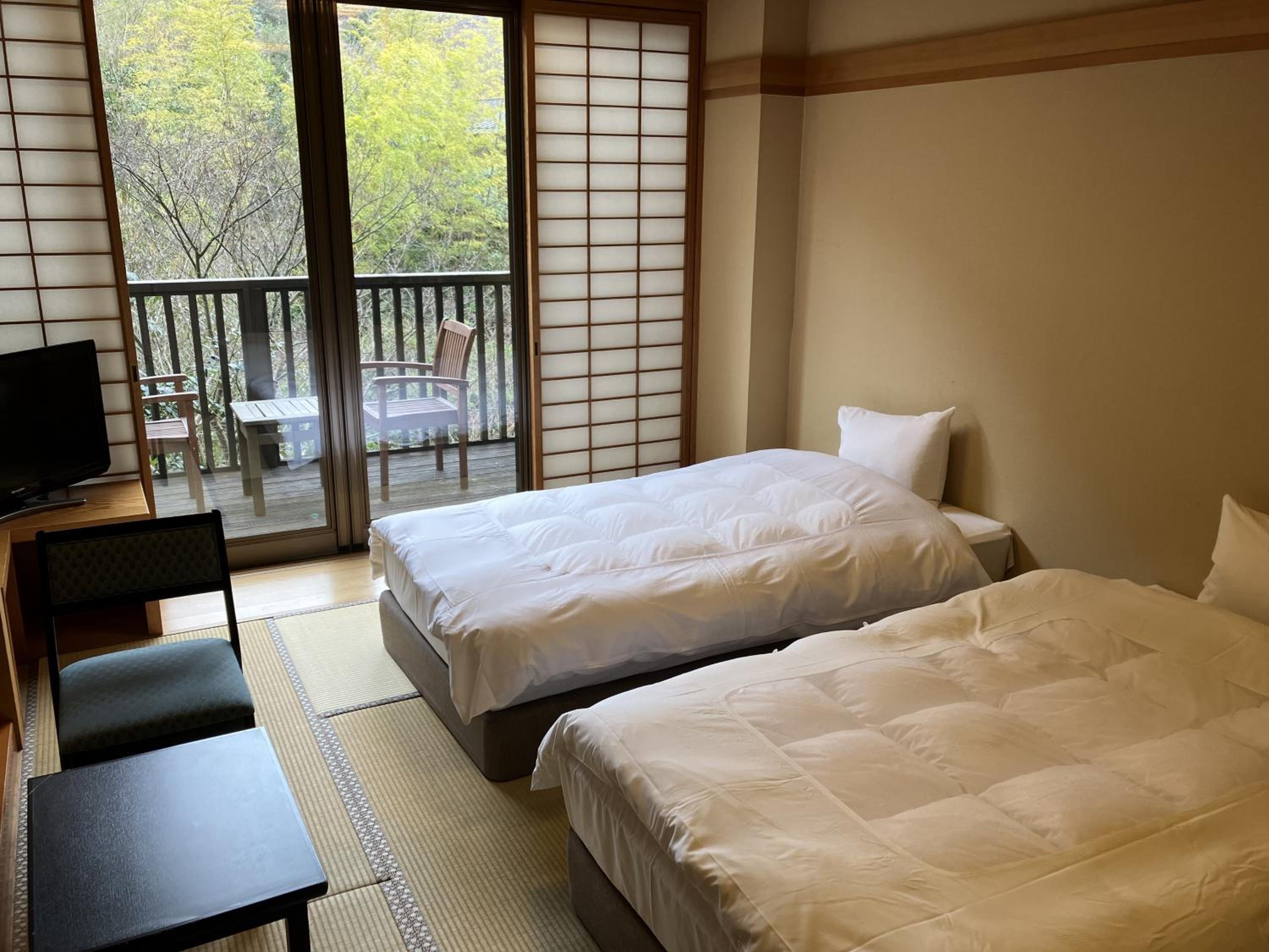 Japanese-Style Room