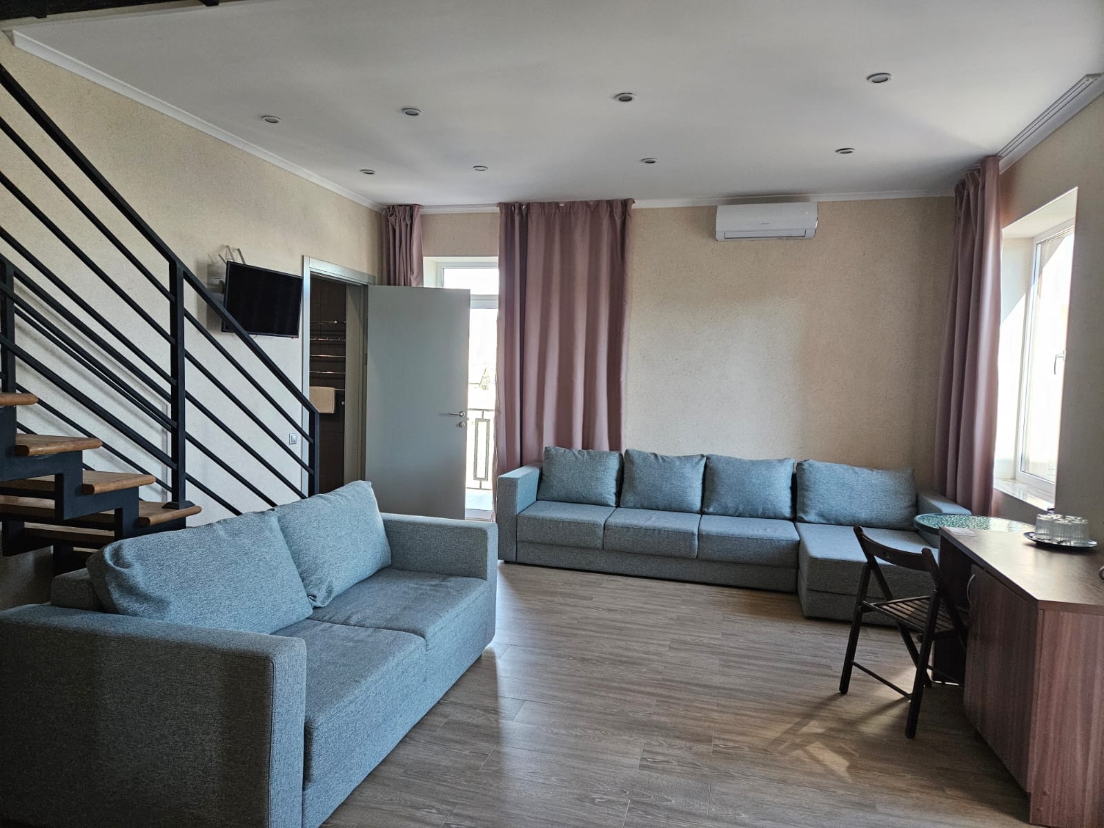 Двухуровневый люкс