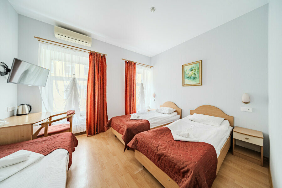 Стандартный трехместный номер