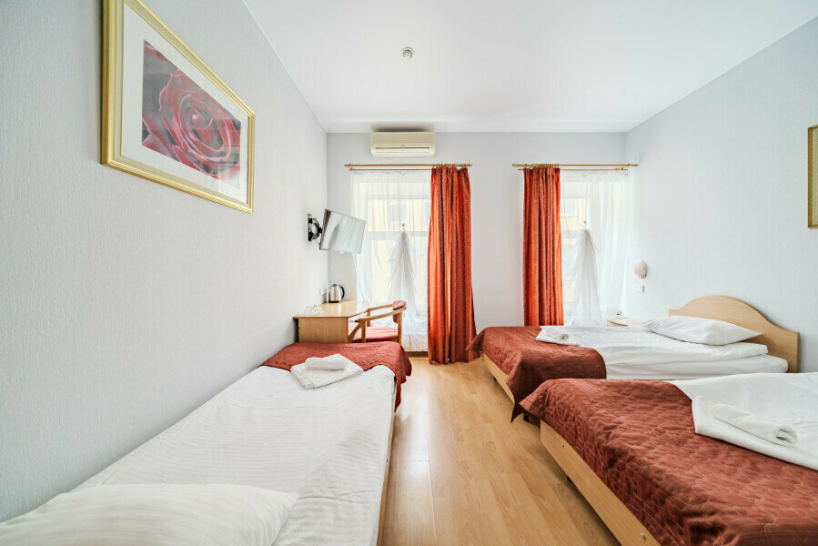 Стандартный трехместный номер