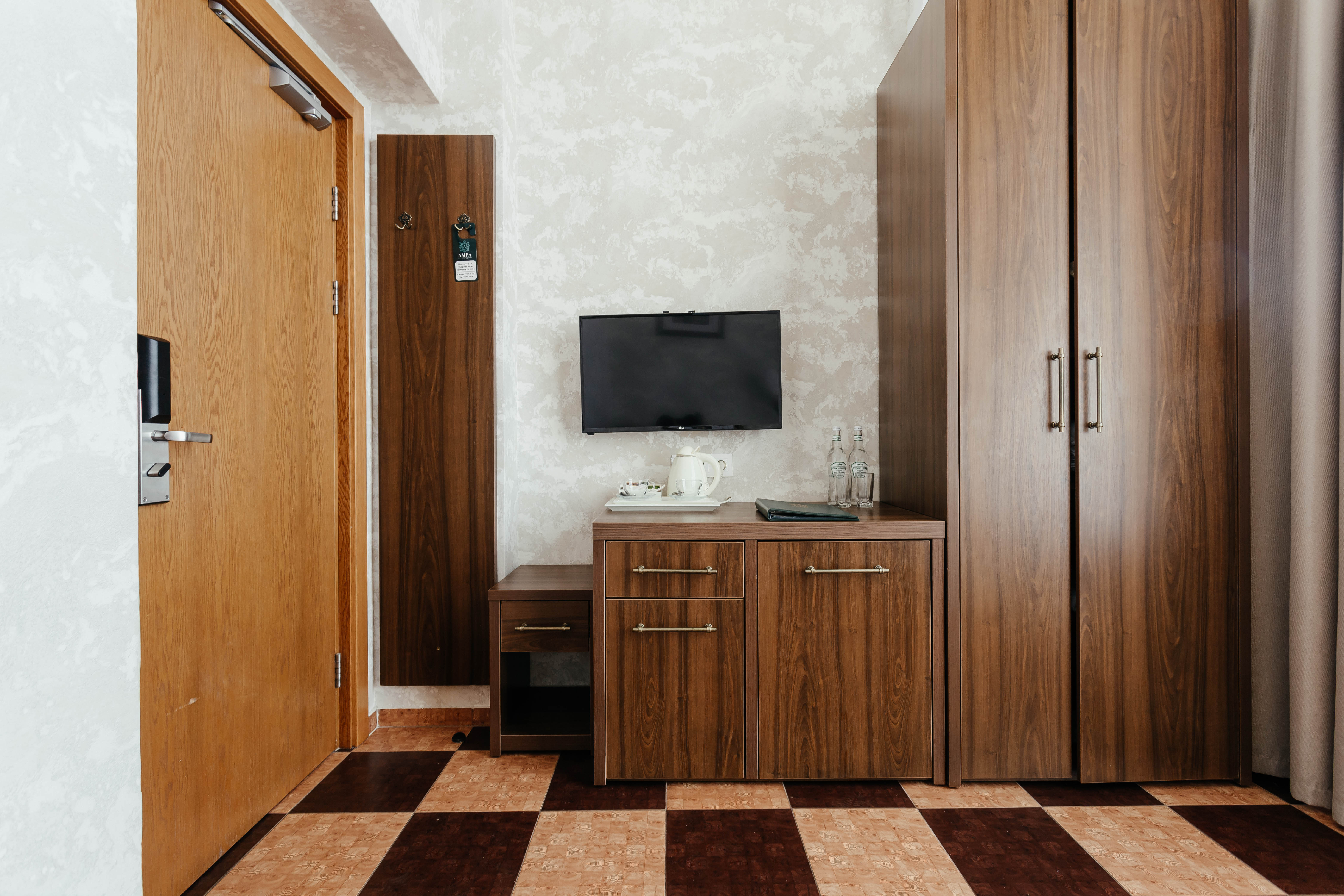 Джуниор Сьюит с французским балконом вид на море.Второй корпус 3*