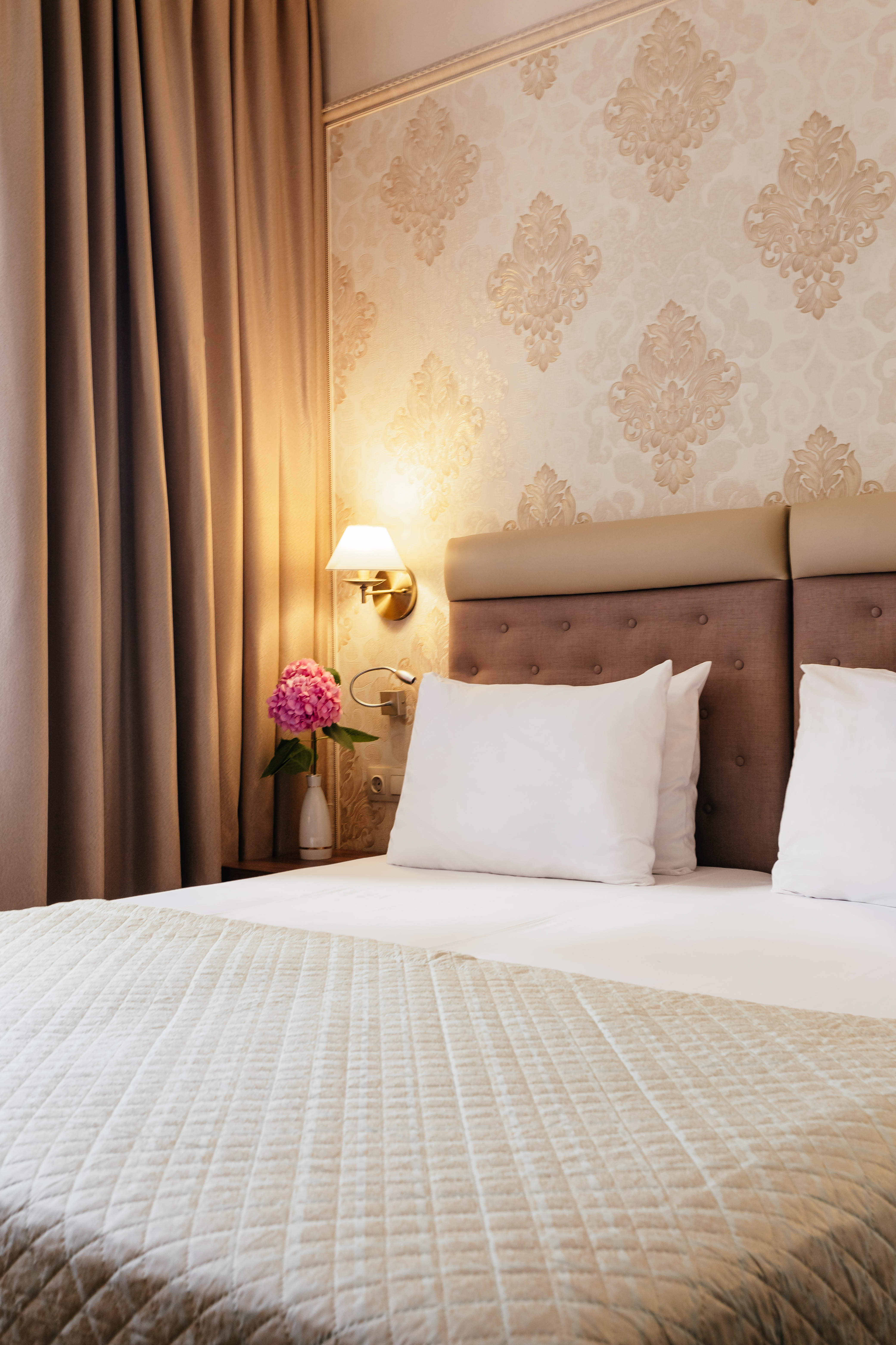 Стандарт без балкона морская сторона/парк.Главный корпус 5*