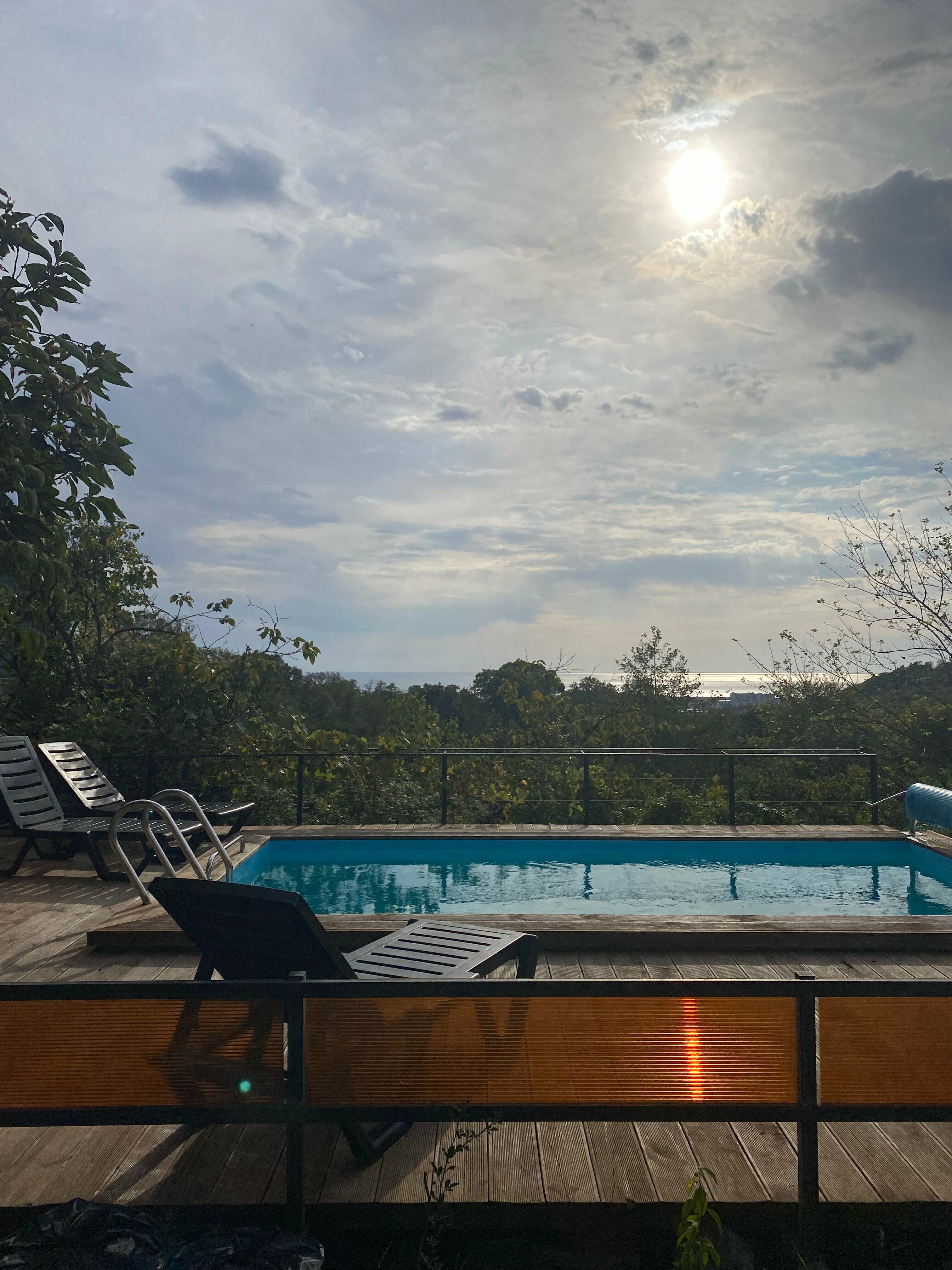 Дом с собственным бассейном