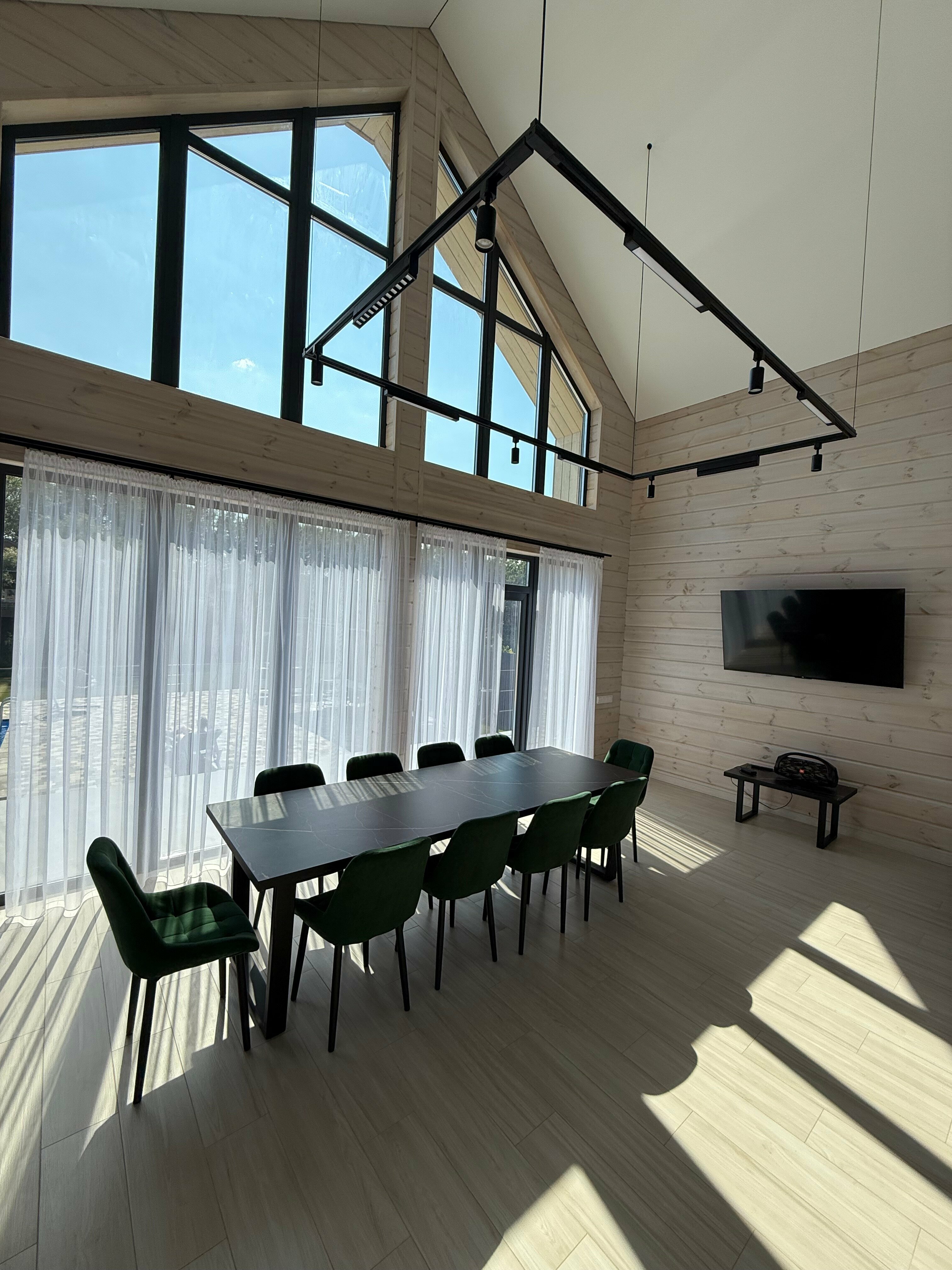 Коттедж с видом на озеро