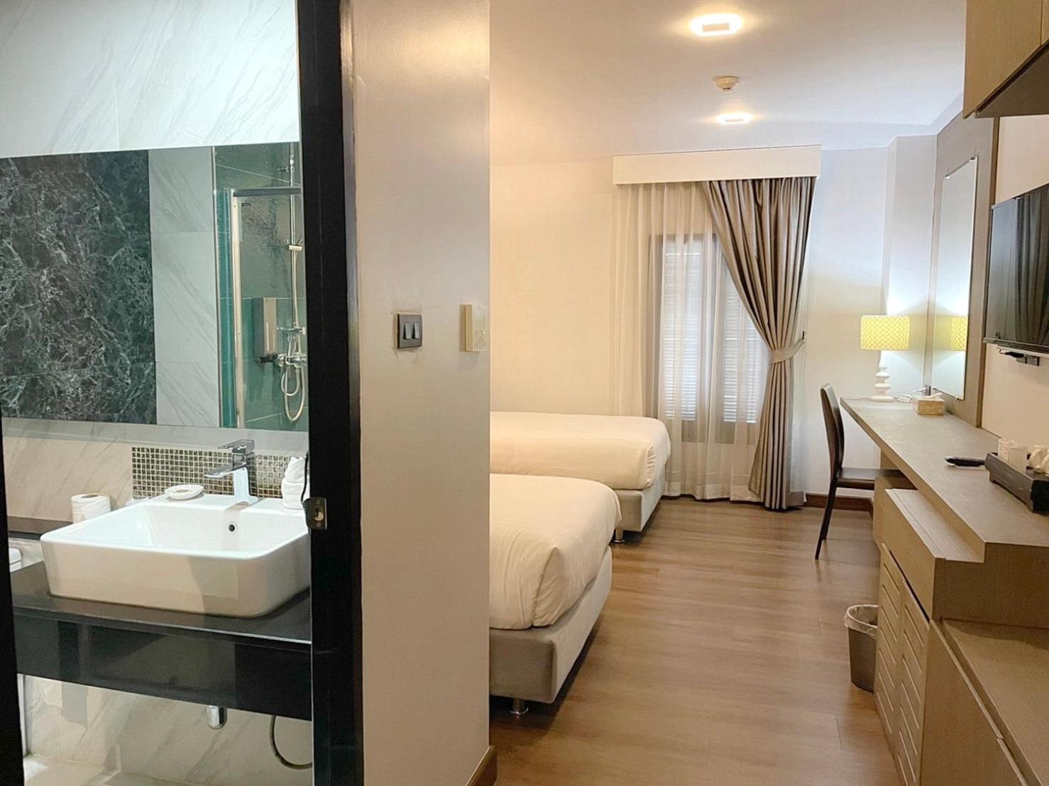 Superior Twin Room