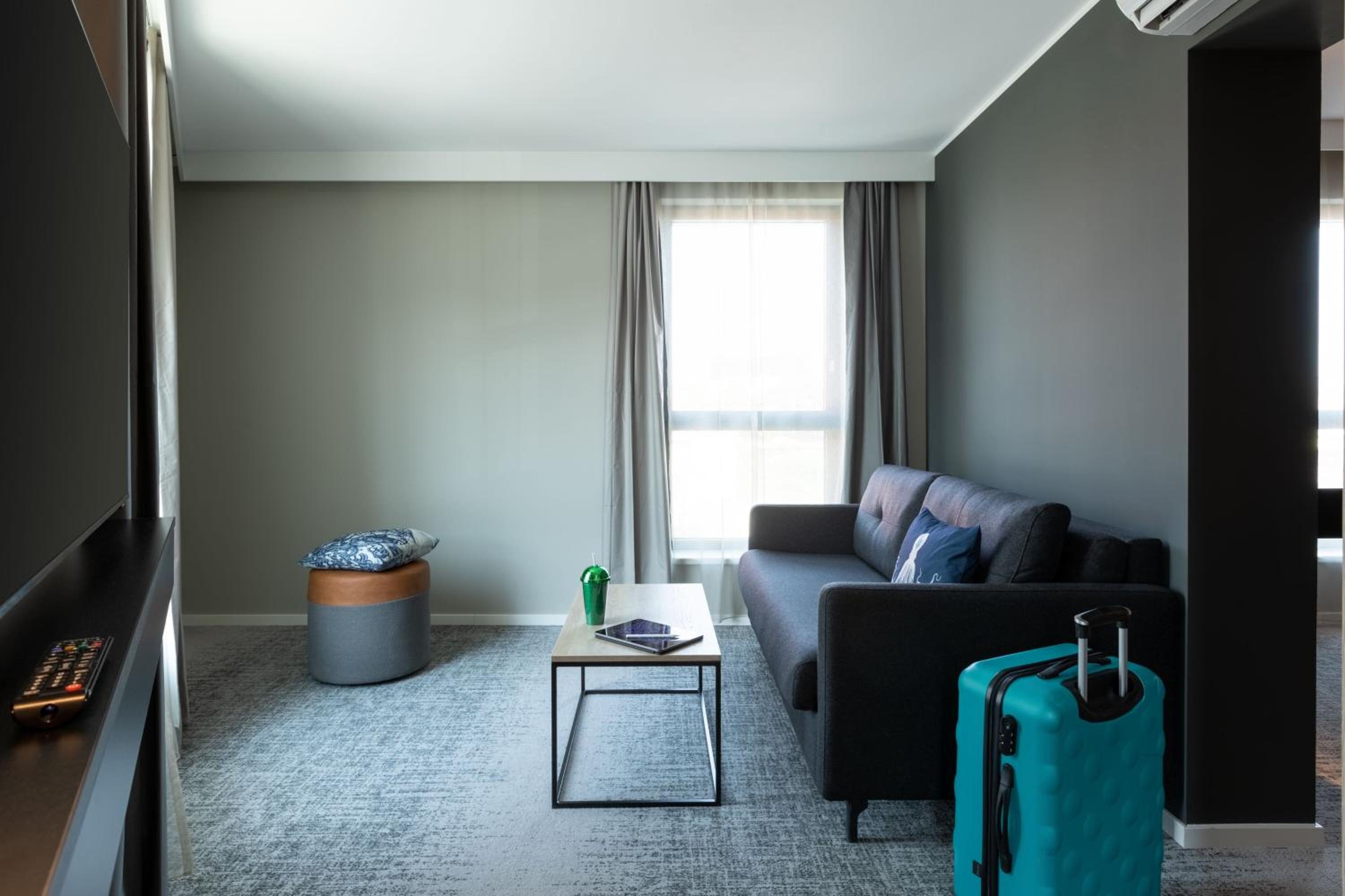 Family Queen Room with Sofa Bed 