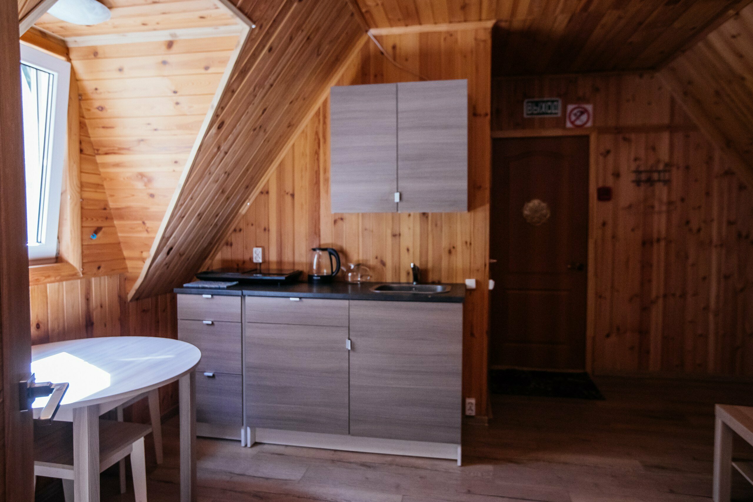 Крайняя изба-1/2 рубленного деревянного дома на 4 человек