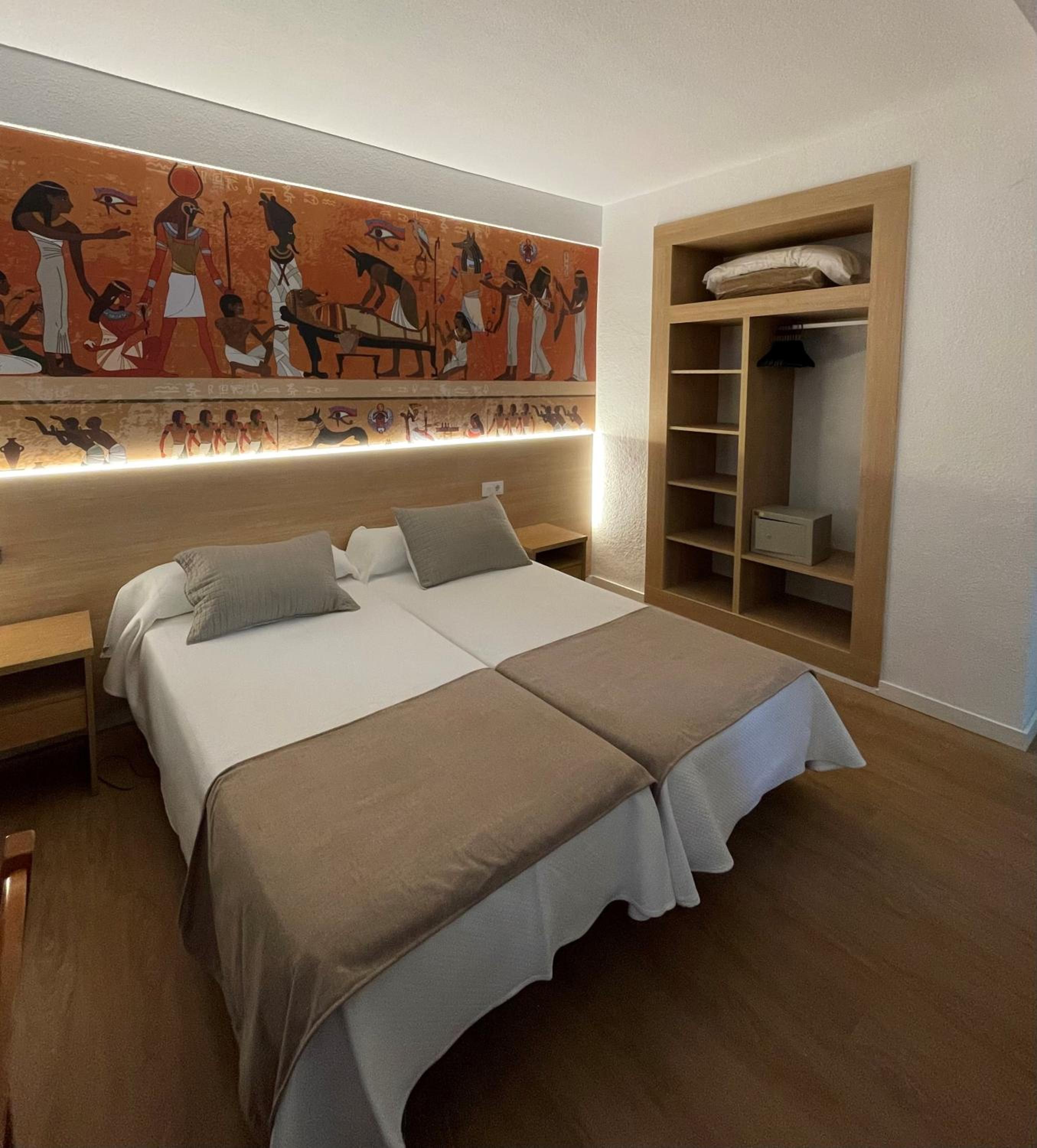 Double or Twin Room with Balcony