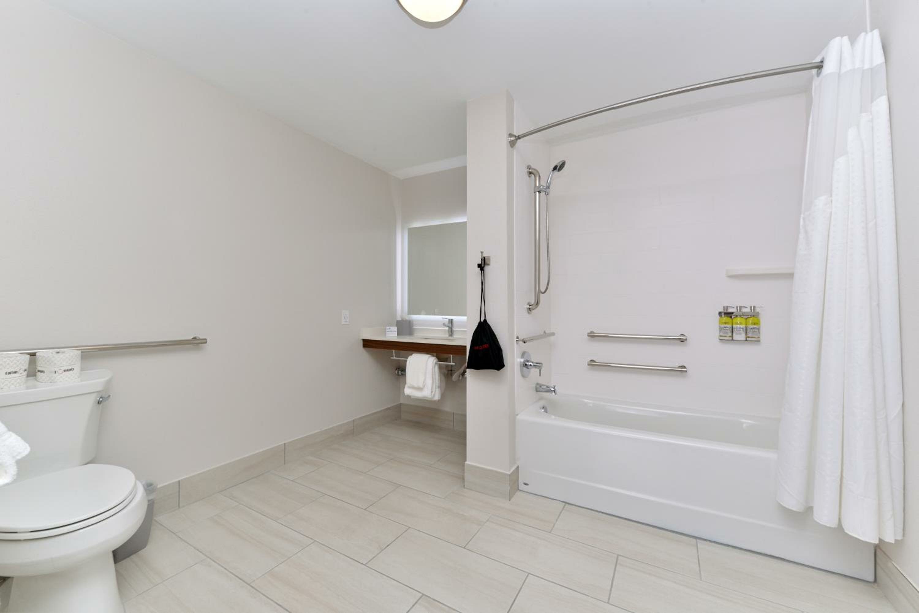 Standard King Room with Mobility Accessible Roll-In Shower