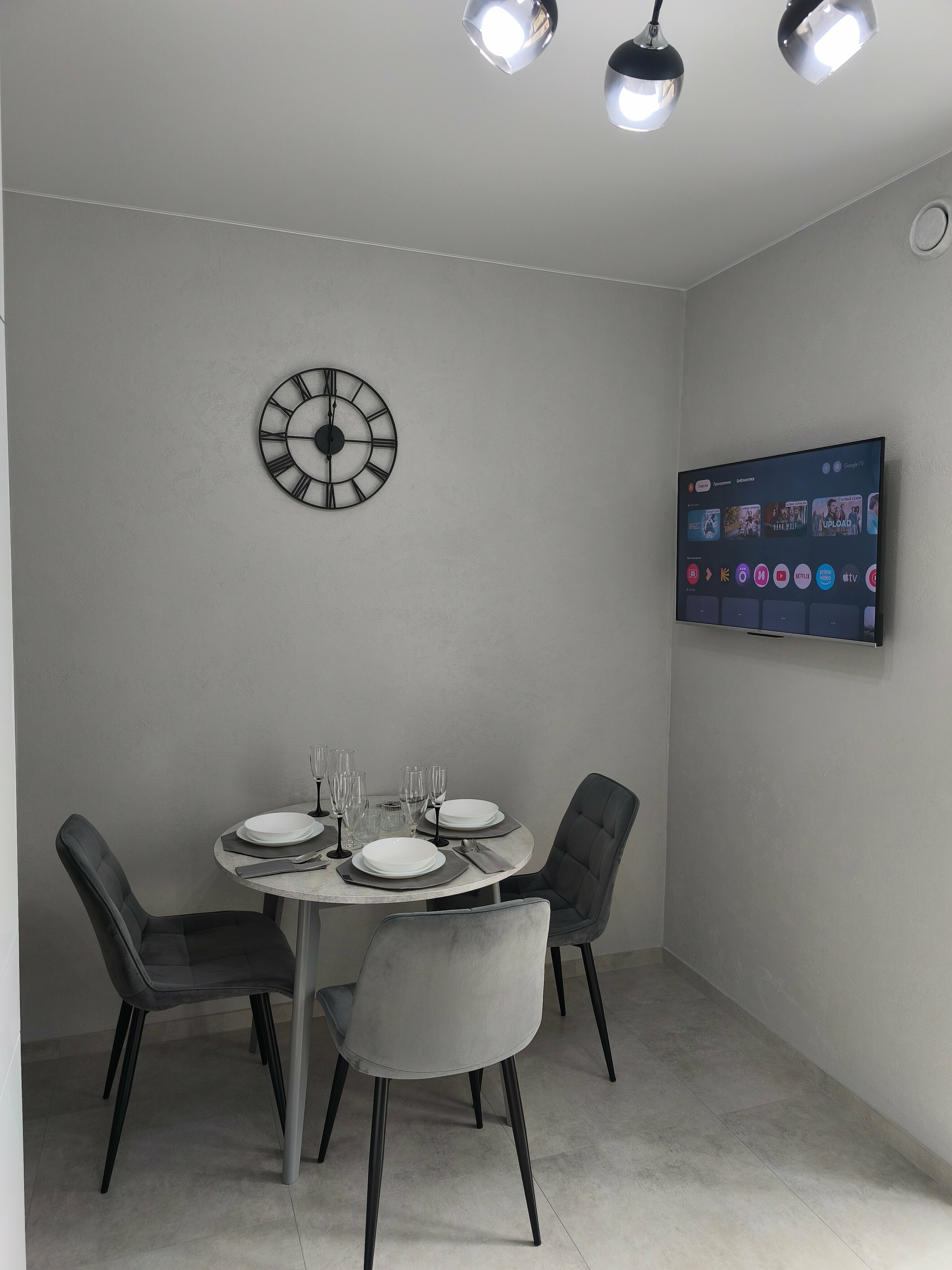 Трехместный номер с балконом