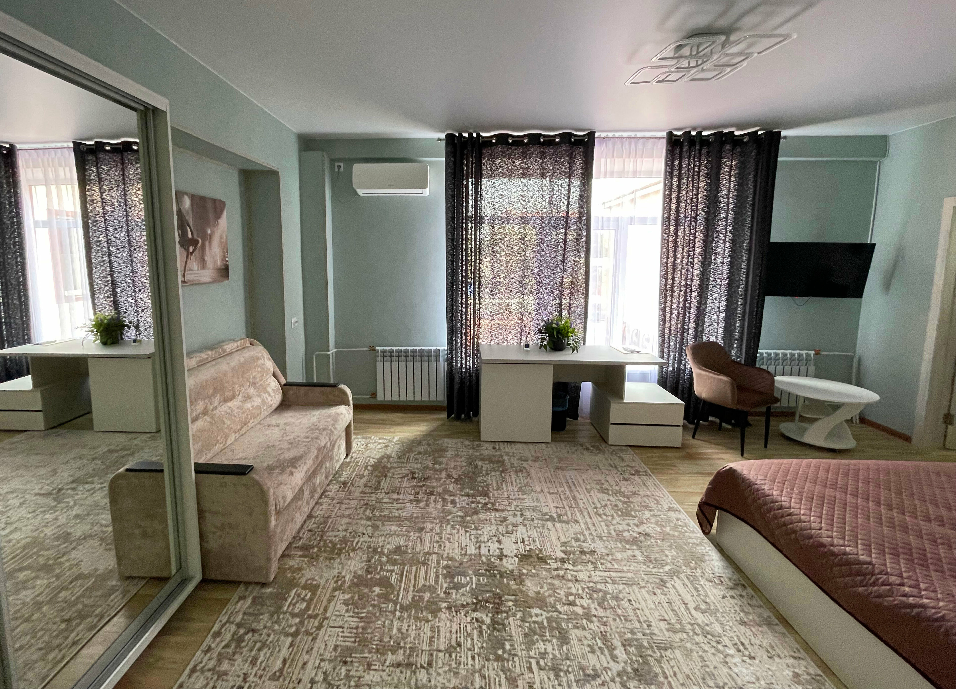 Номер-студия Делюкс