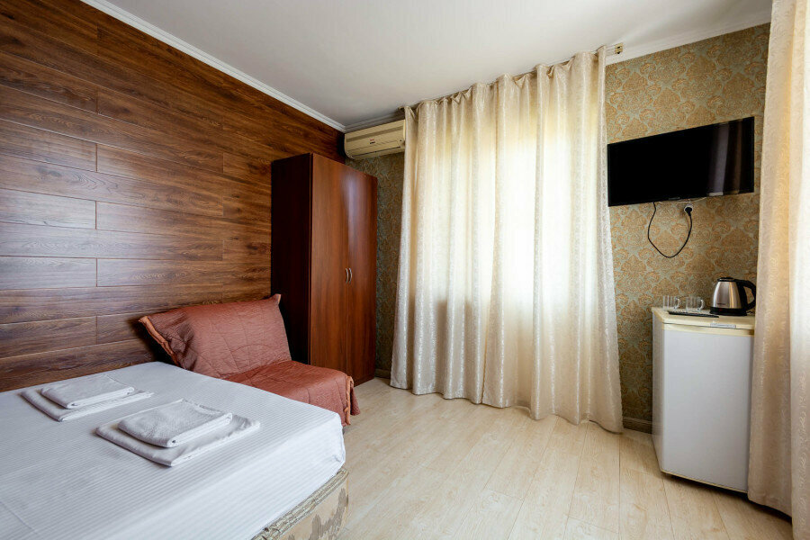 Трёхместный Стандарт с балконом