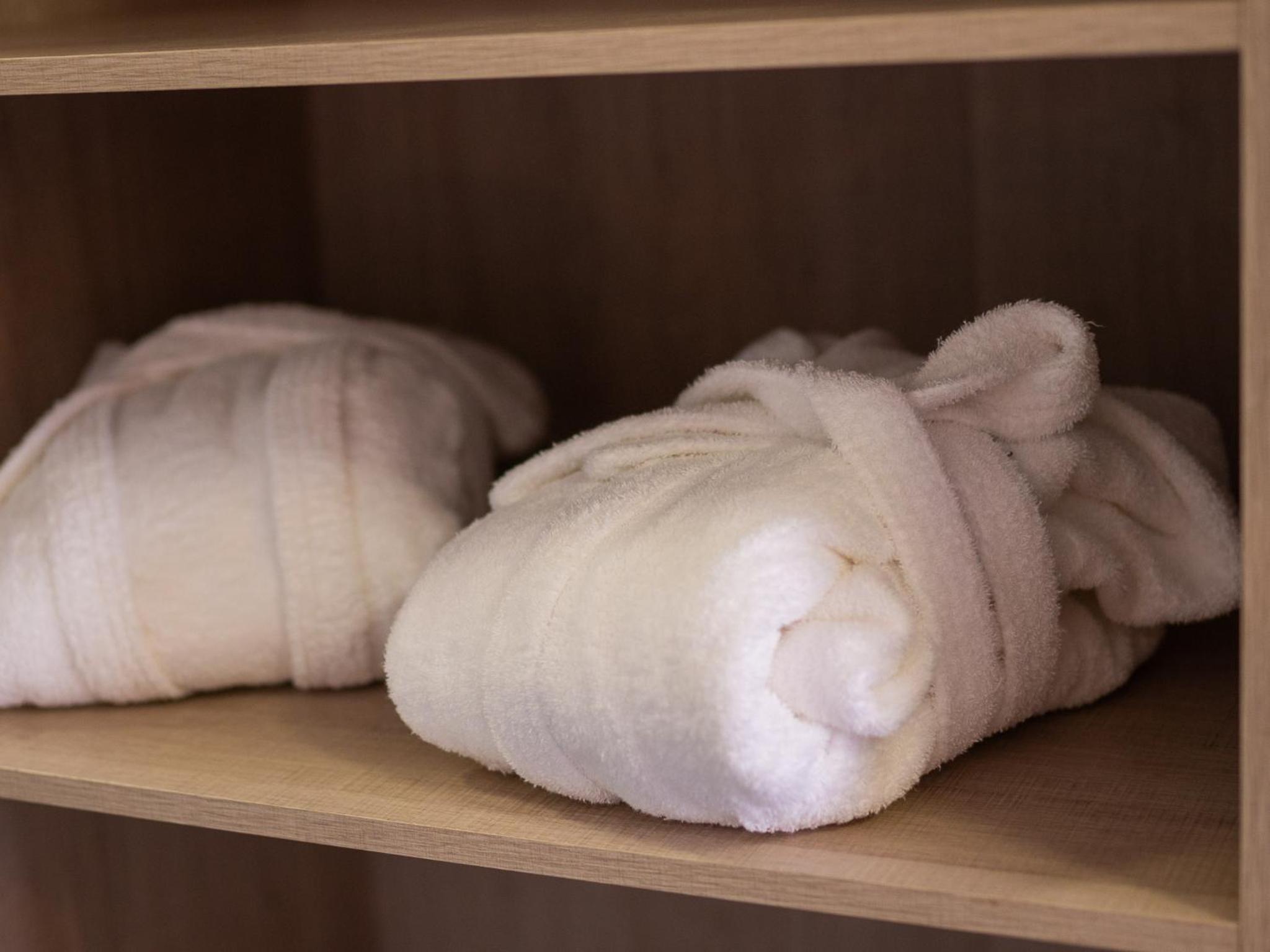 Exclusive Suite with Jacuzzi and View.