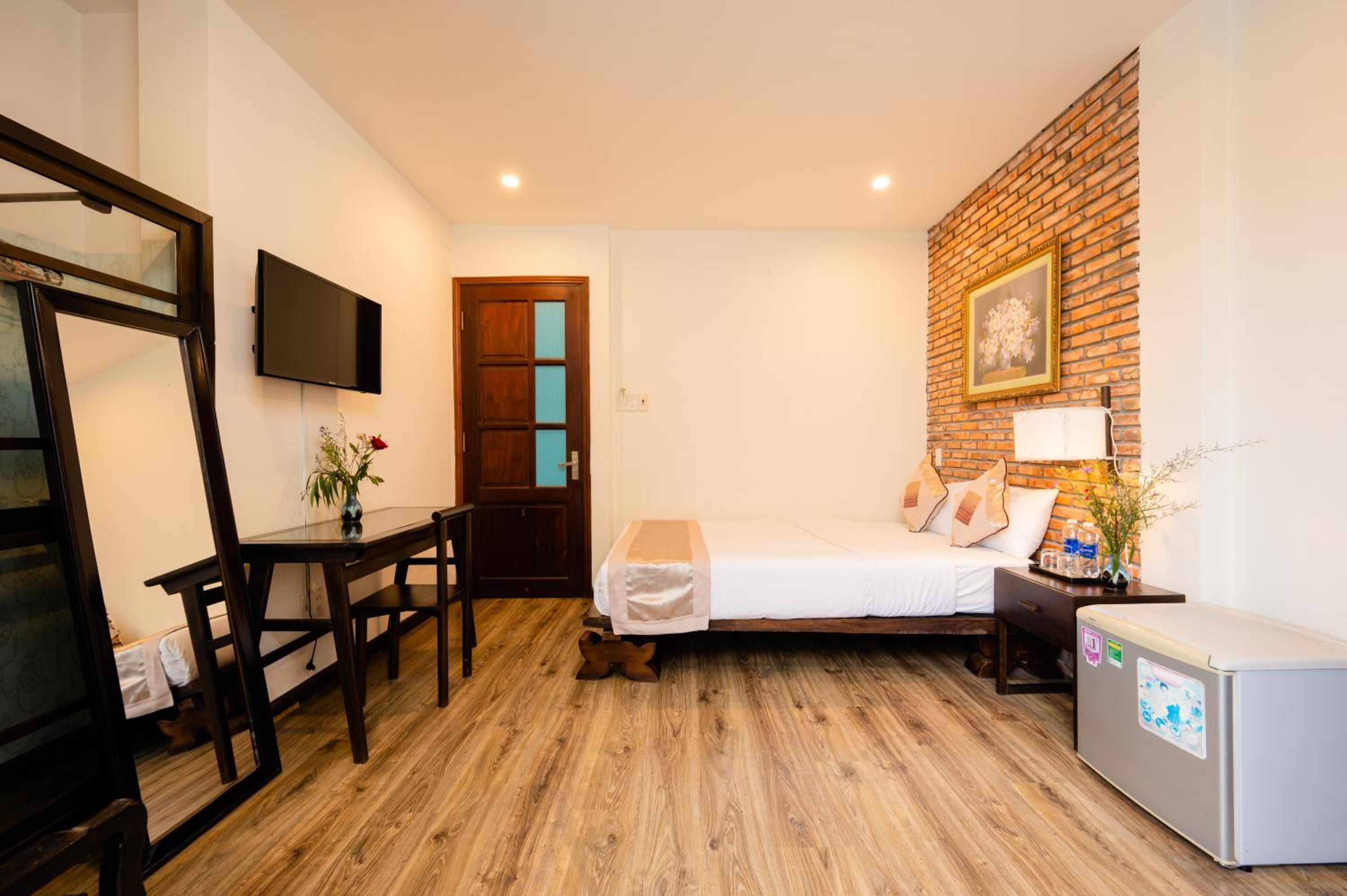 Double Room with Pool View