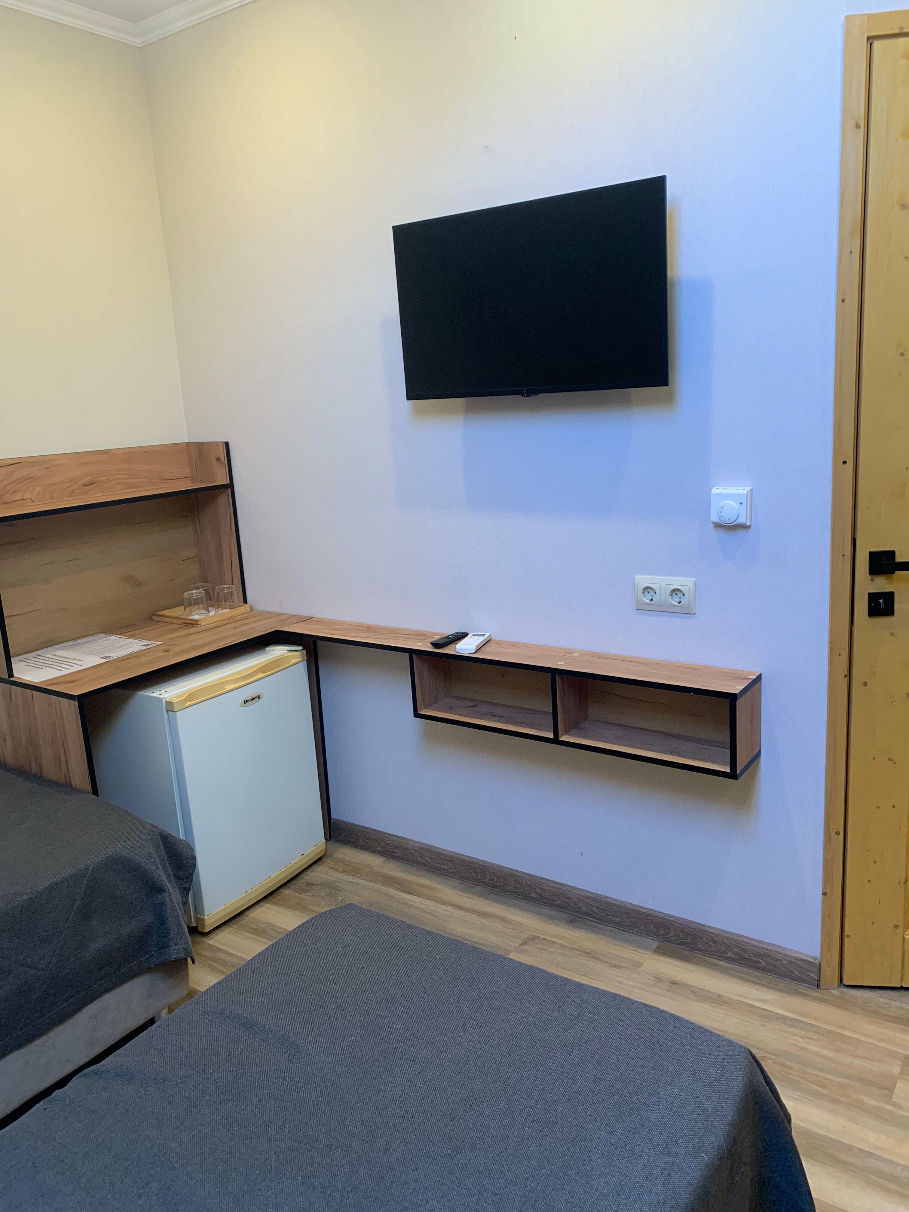 Трехместный номер эконом-класса