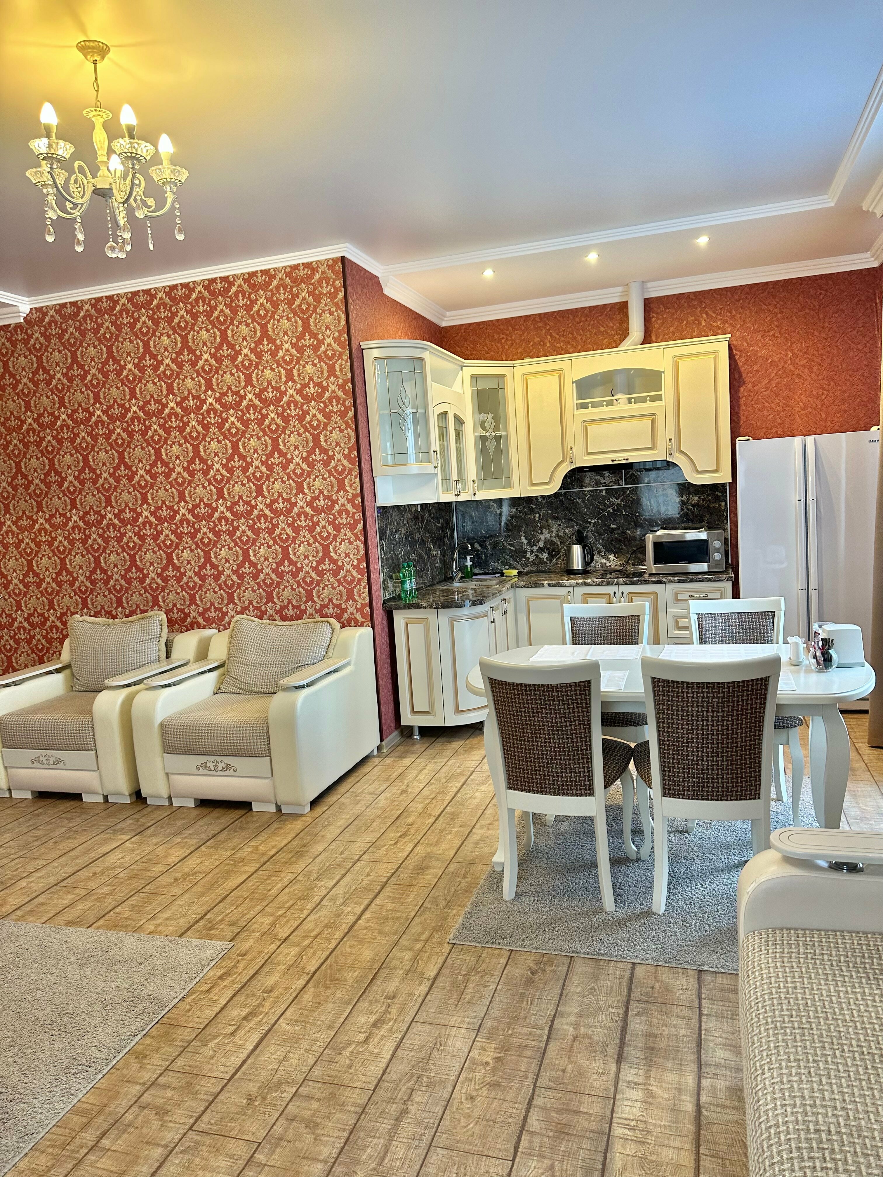 Люкс с балконом