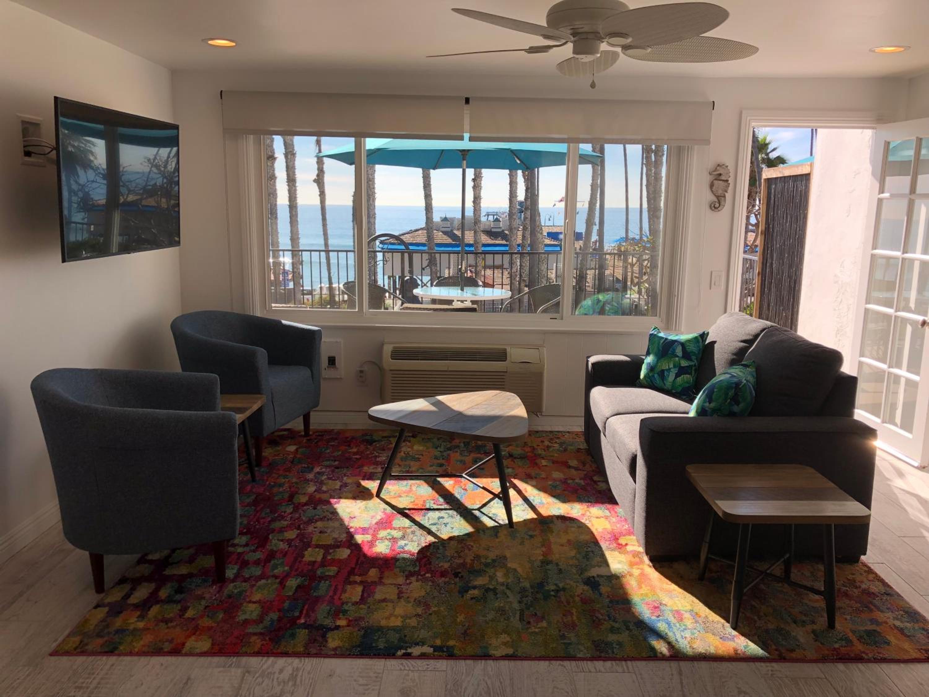Queen Suite with Sea View