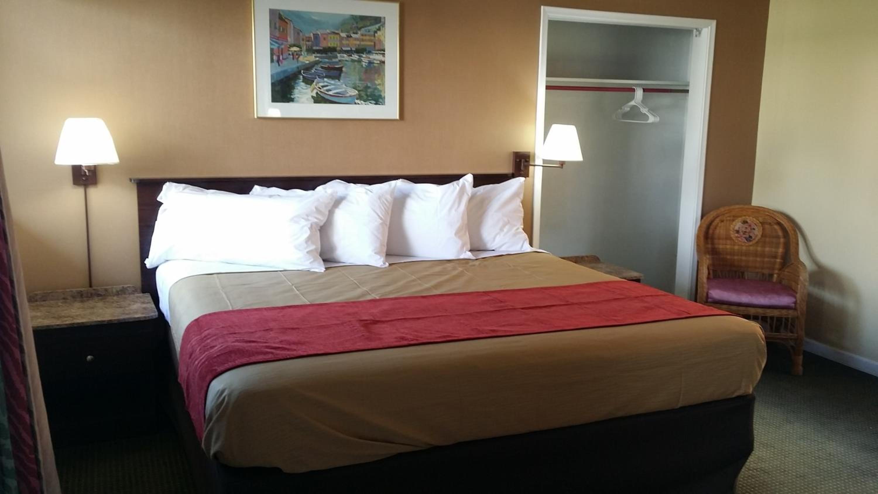 King Room - Non-Smoking