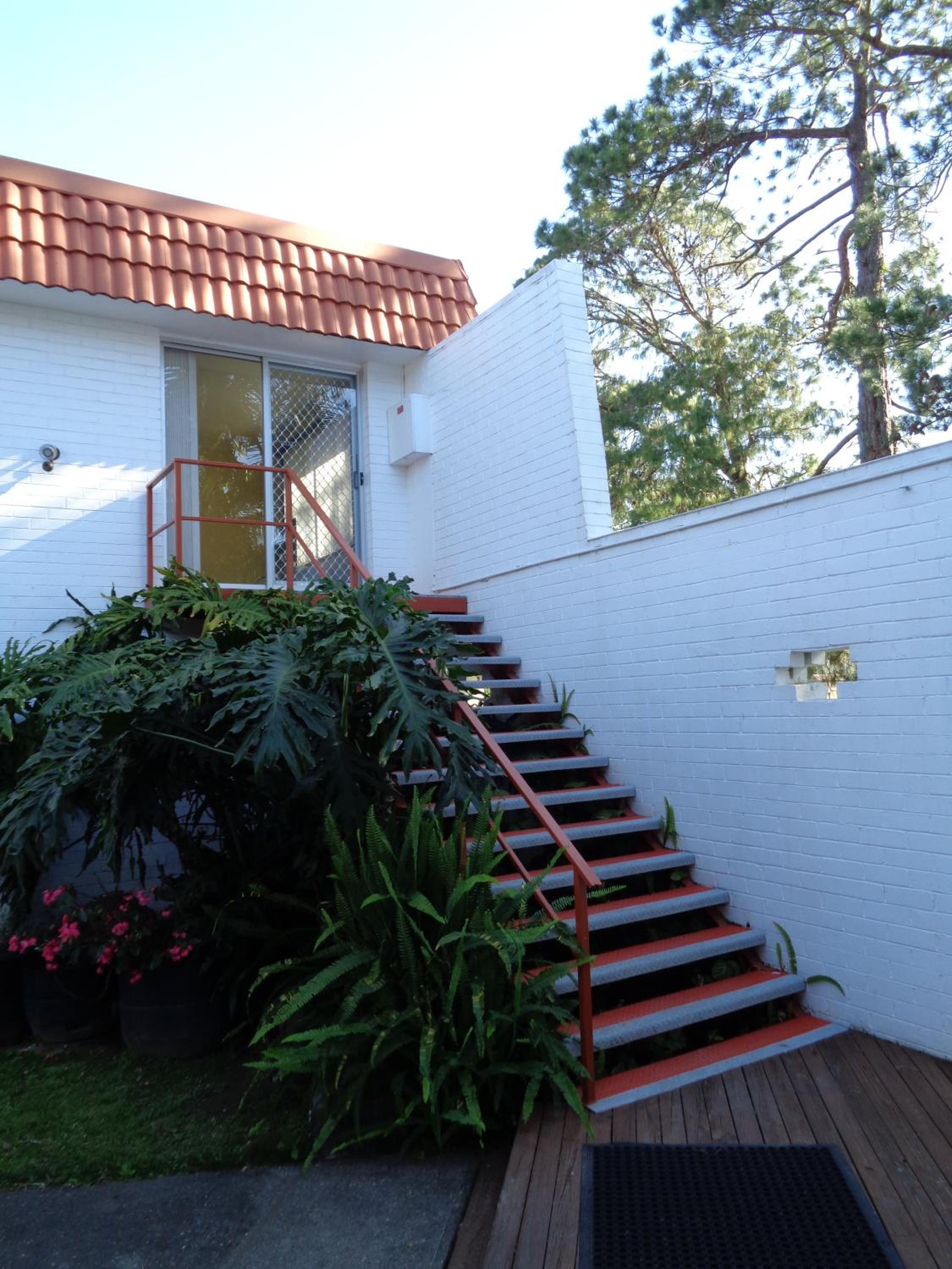 Three-Bedroom Apartment (Upstairs)