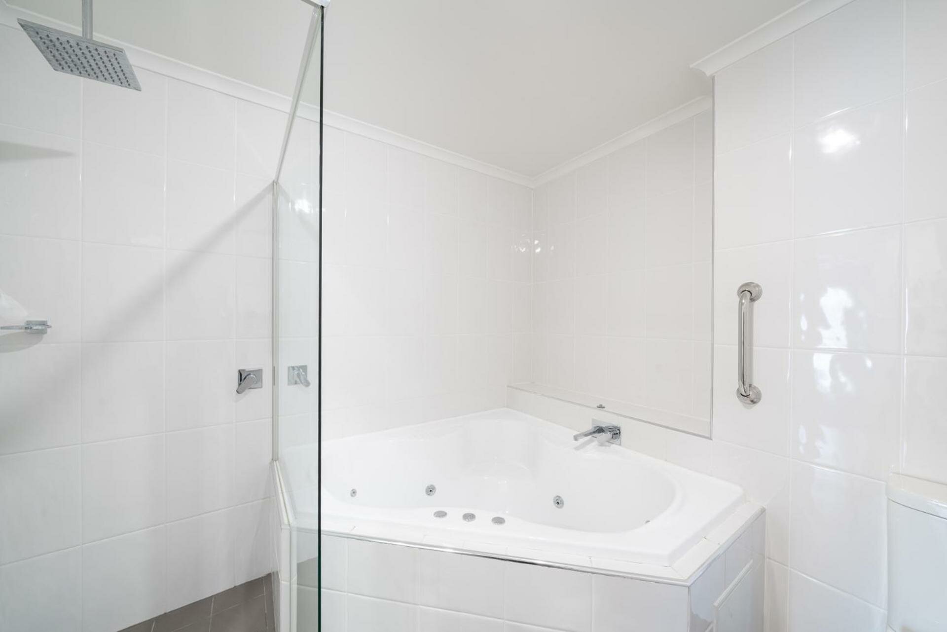 Executive One Bedroom Apartment with Spa